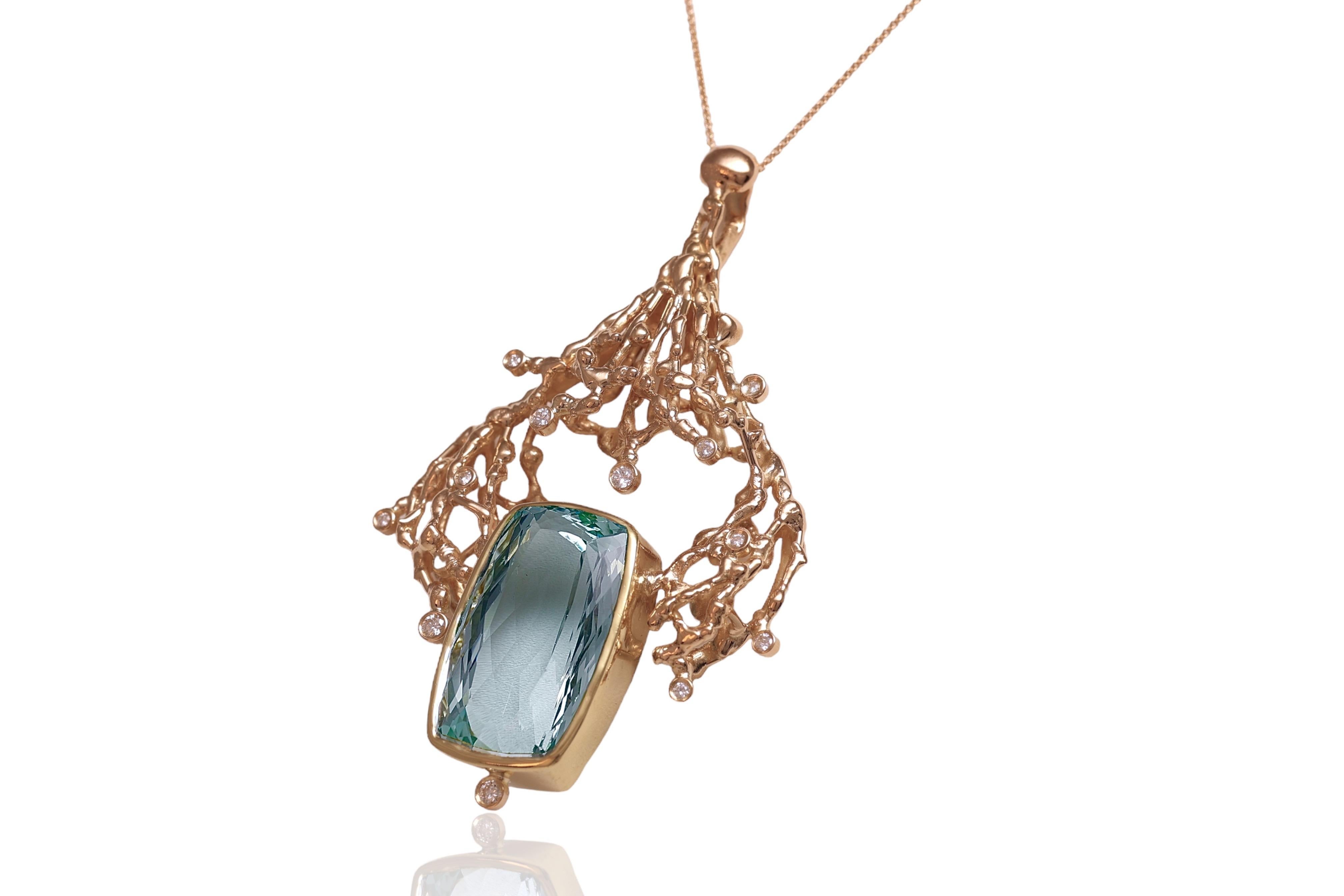 Artisan 18 kt. Yellow Gold Matching Necklace and Ring With Huge Aquamarine & Diamonds For Sale