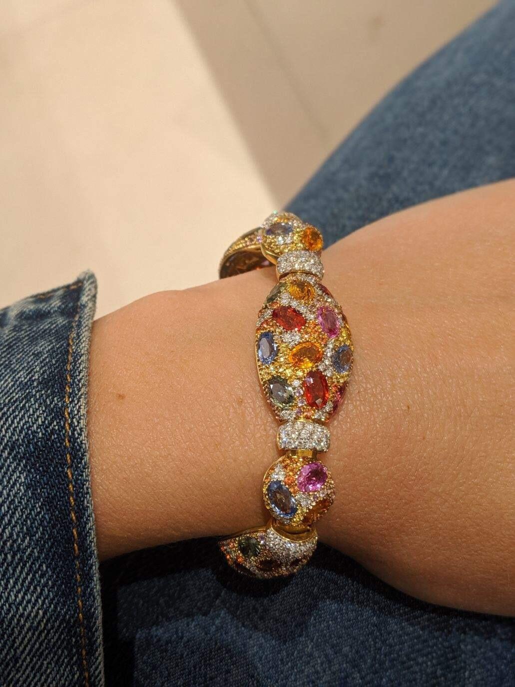 Oval Cut 18 Karat Yellow Gold Multicolored Sapphire and Diamond Bracelet For Sale