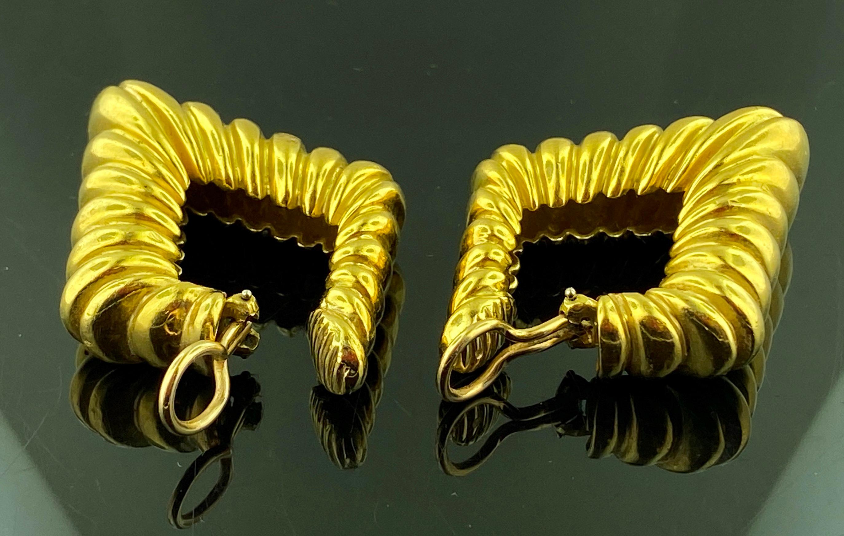 18 Kt Yellow Gold Rectangle Earrings, Circa 1960's 1