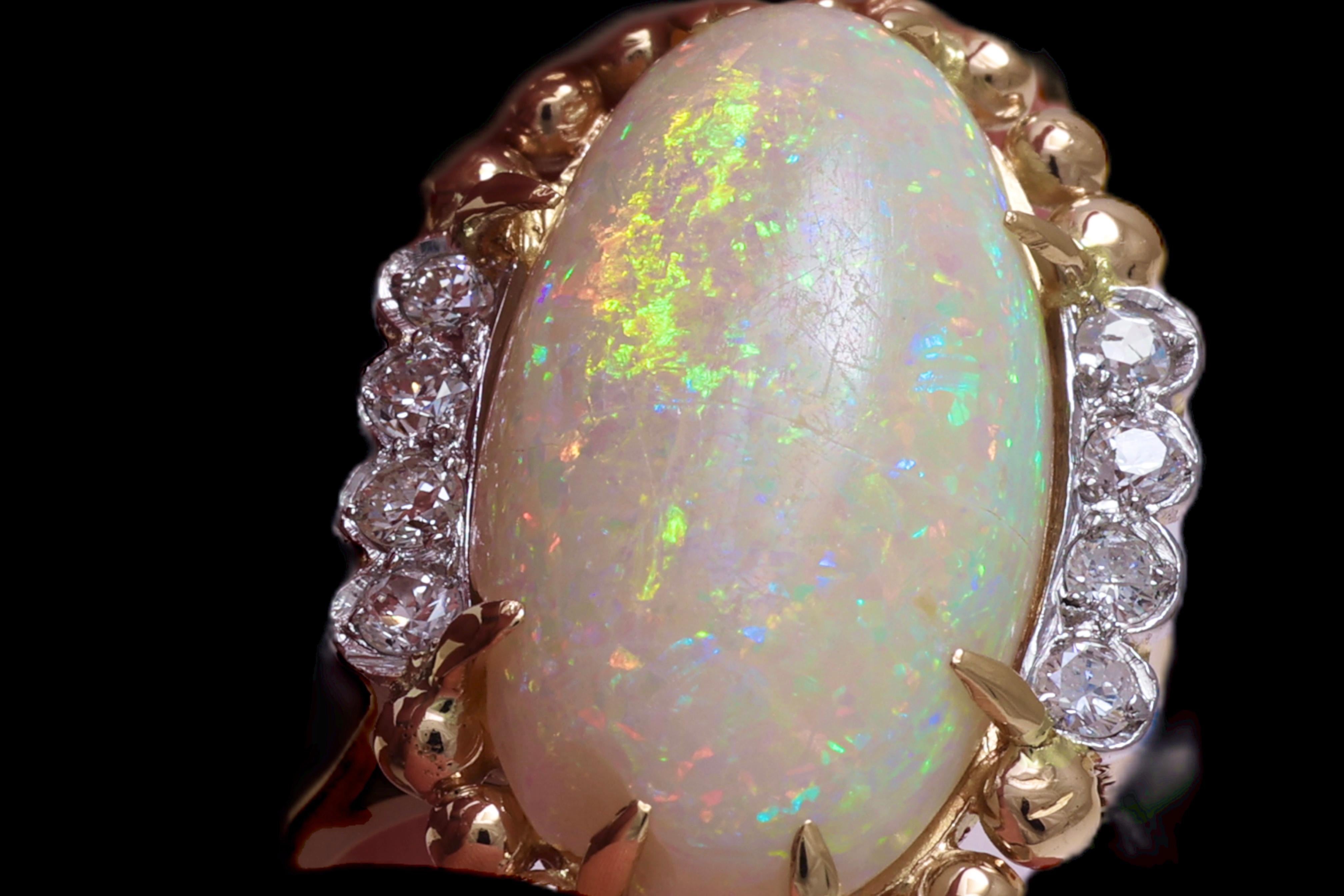18 kt. Yellow Gold Ring &  Necklace With Opals and Diamonds For Sale 7