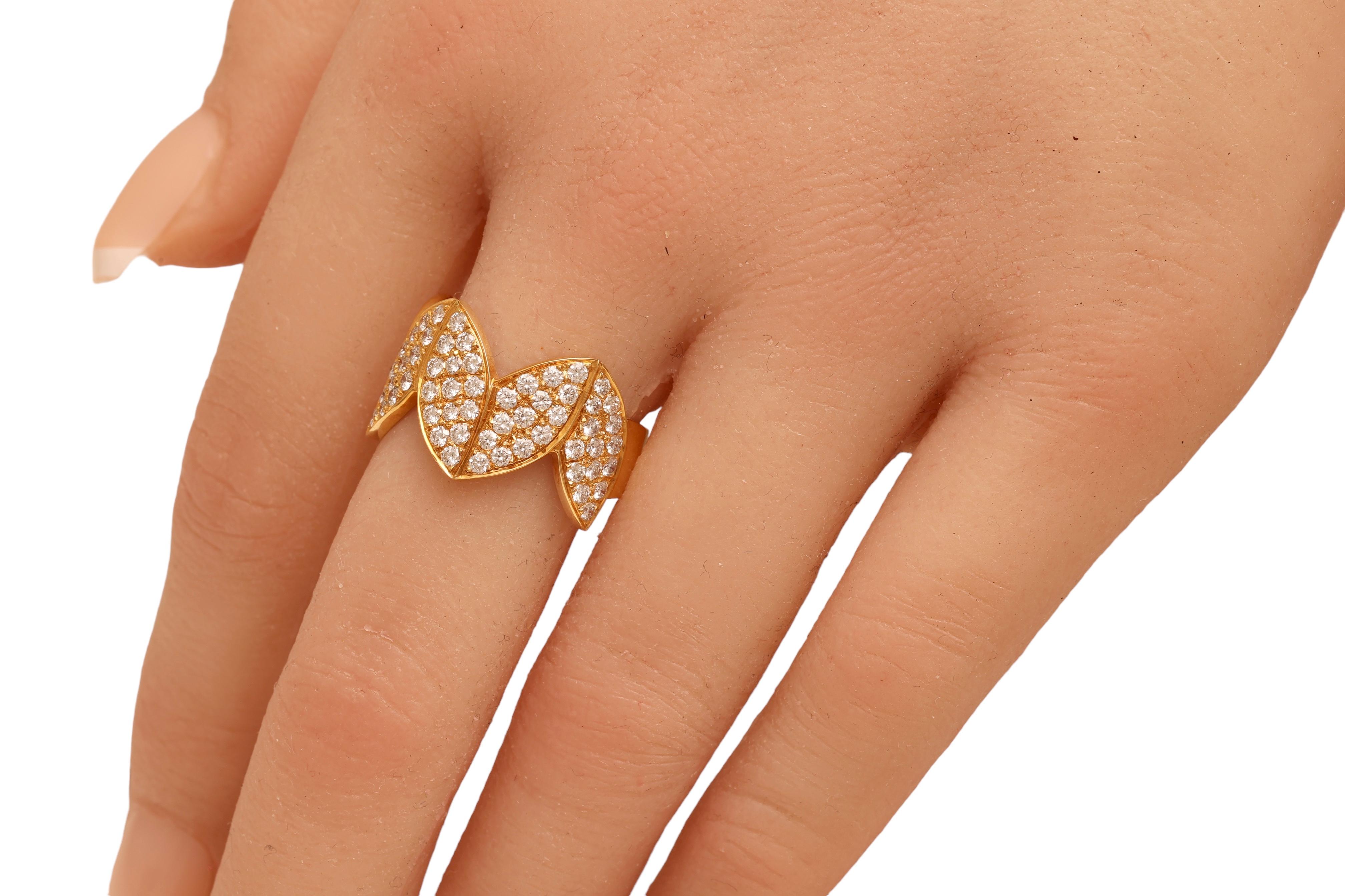 18 kt. Yellow Gold Crown Ring Royal Crown Shape With  1.40 ct. Diamonds For Sale 4