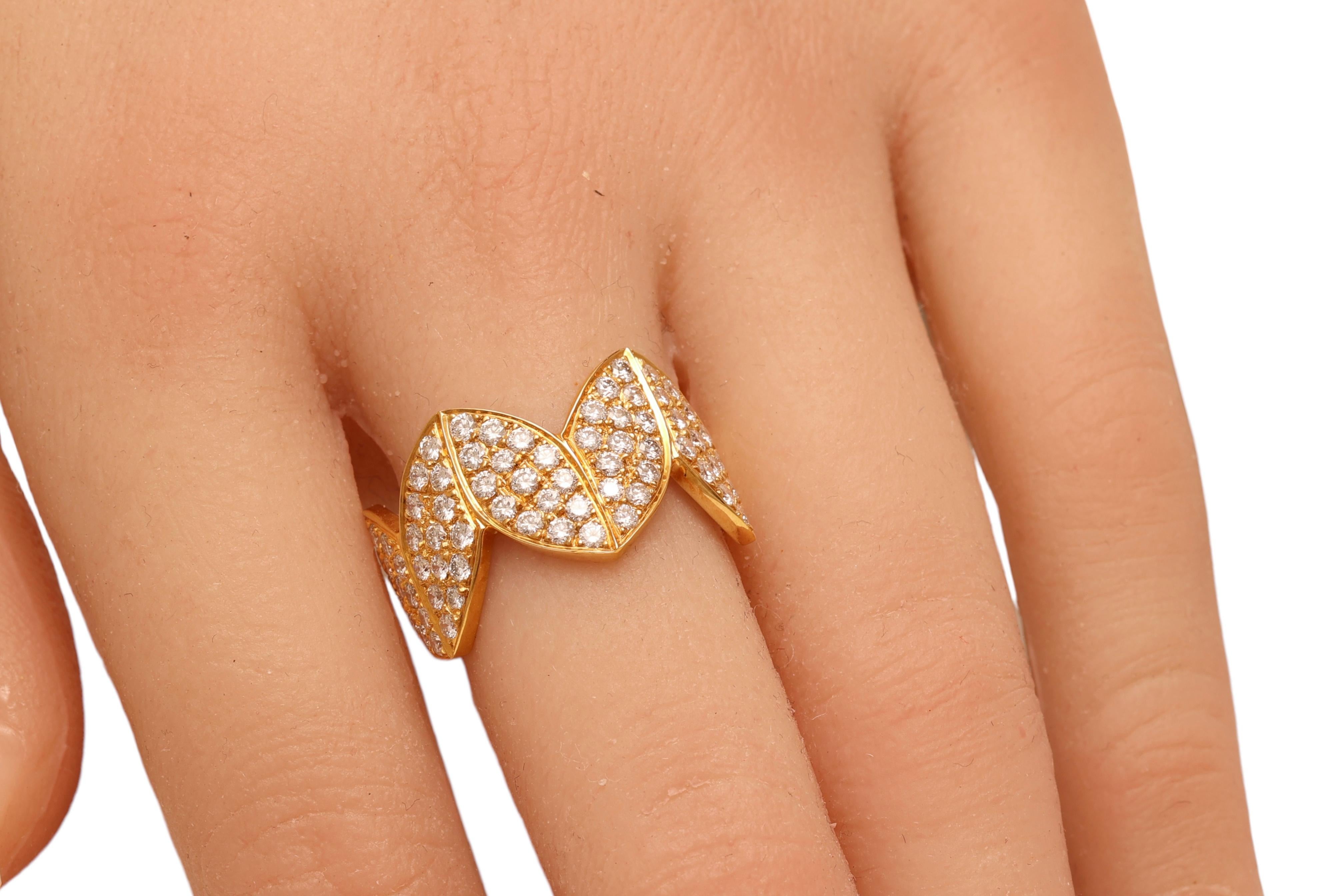 18 kt. Yellow Gold Crown Ring Royal Crown Shape With  1.40 ct. Diamonds For Sale 5