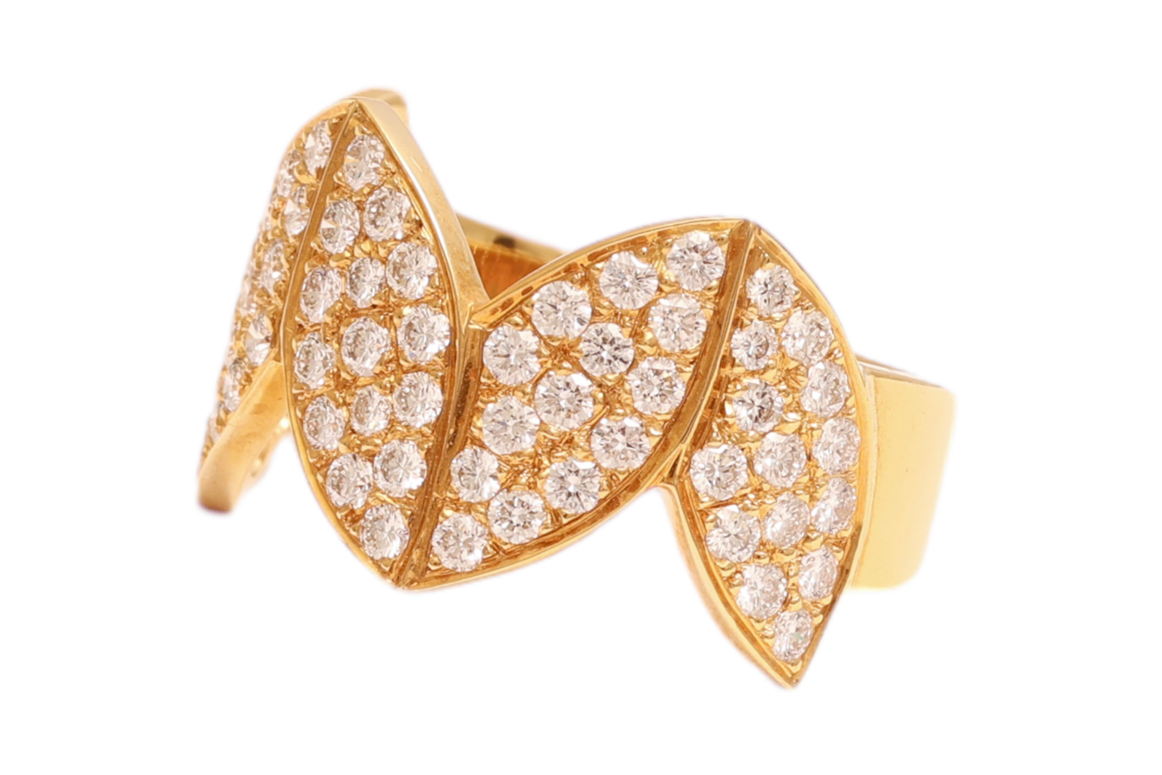18 kt. Yellow Gold Crown Ring Royal Crown Shape With  1.40 ct. Diamonds In New Condition For Sale In Antwerp, BE