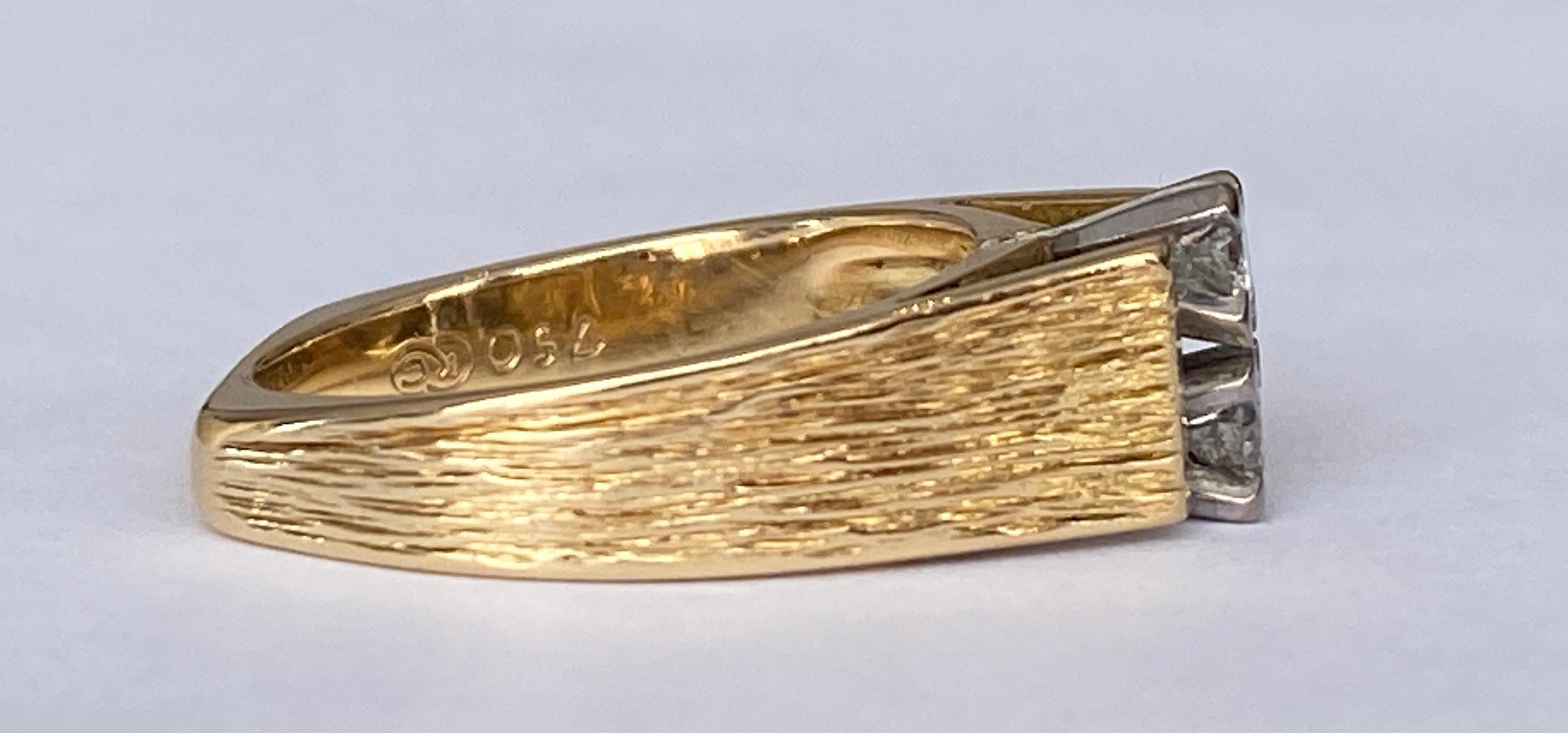18 Kt. Yellow Gold Ring with 0.22 Ct Diamonds In Excellent Condition For Sale In AMSTERDAM, NL