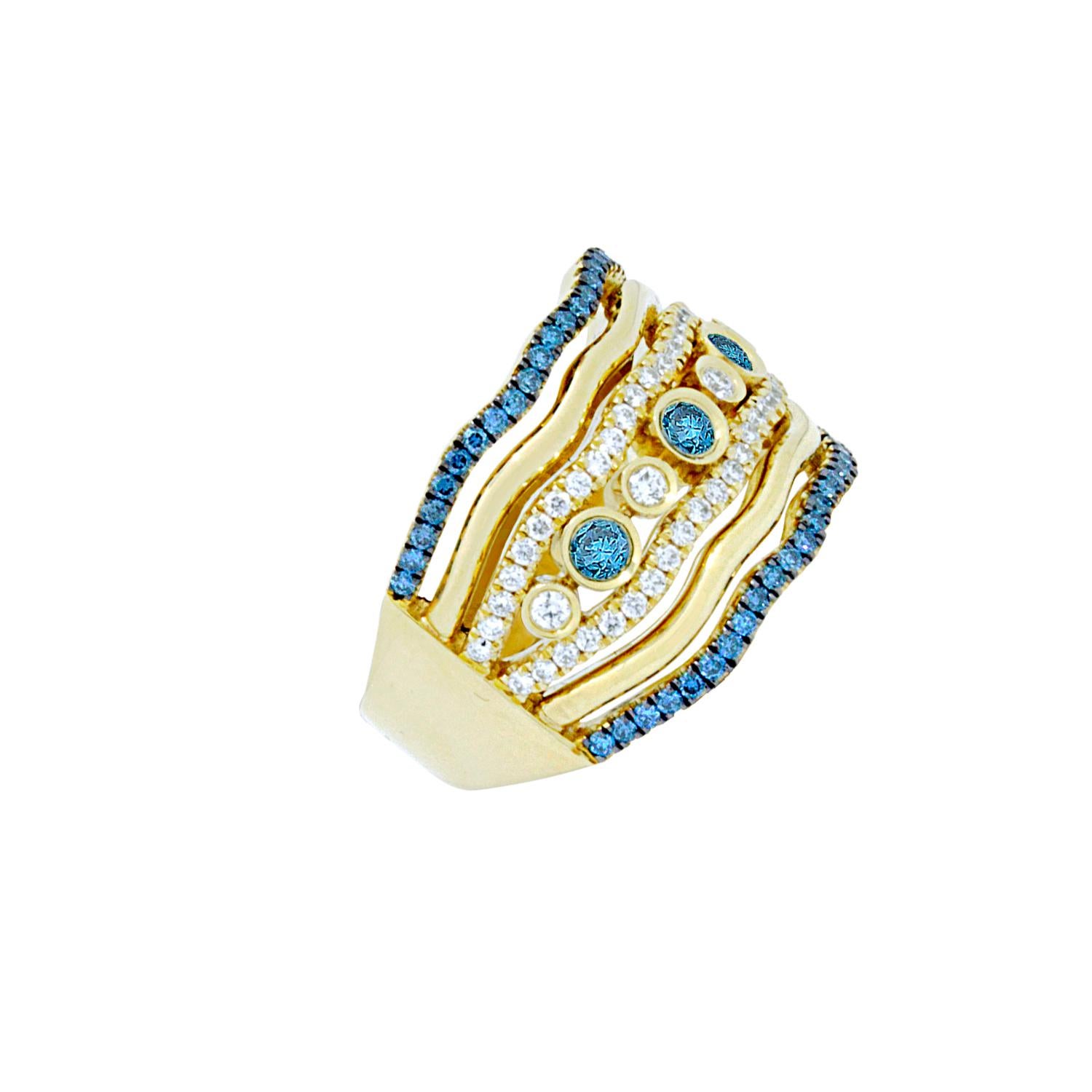Modern 18 Karat Yellow Gold Brilliant Cut White and Blue Diamond Ring For Sale