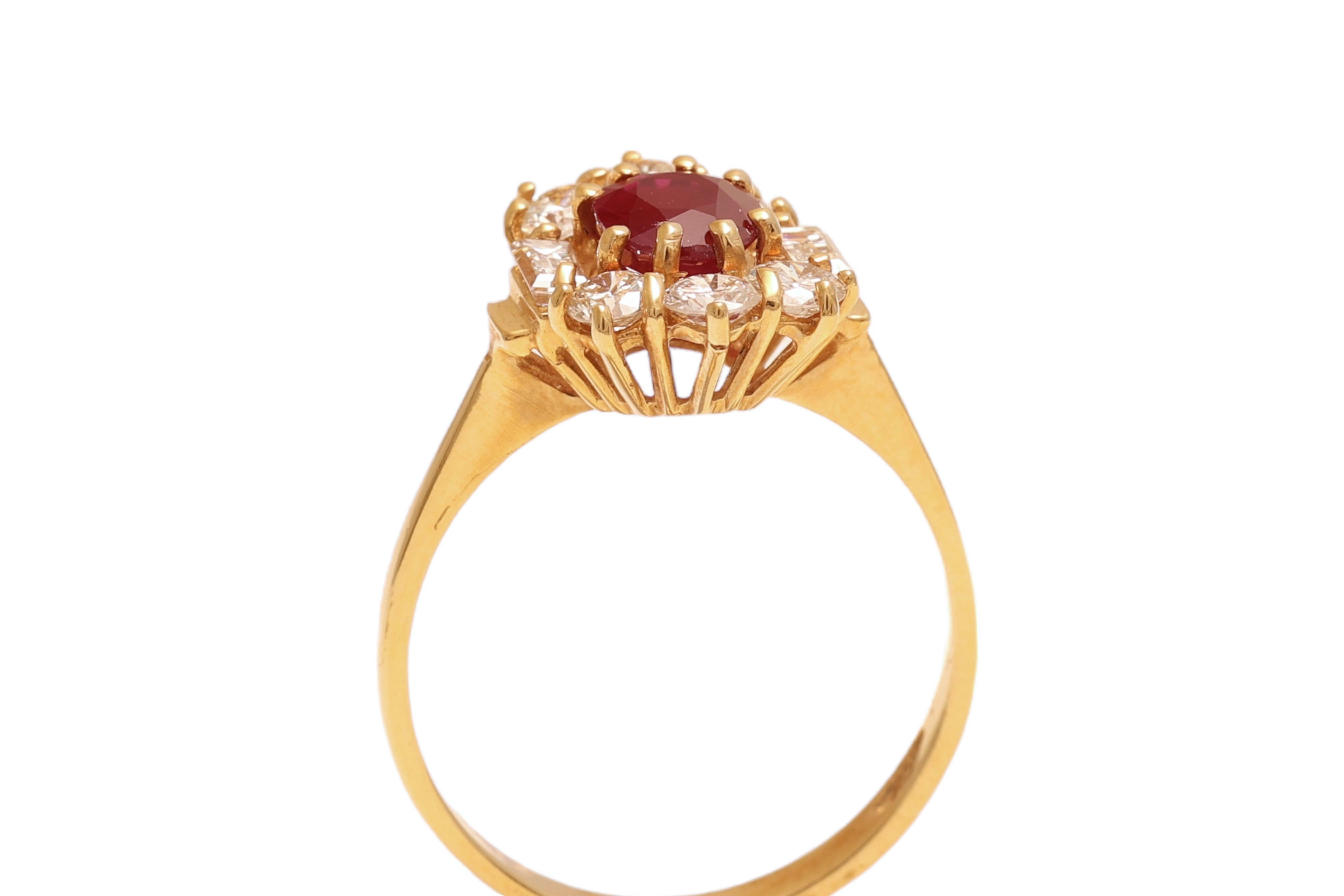 18 kt. Yellow Gold Ring with Oval Ruby 1.4ct. & 1ct. Brilliant cut Diamonds  For Sale 1