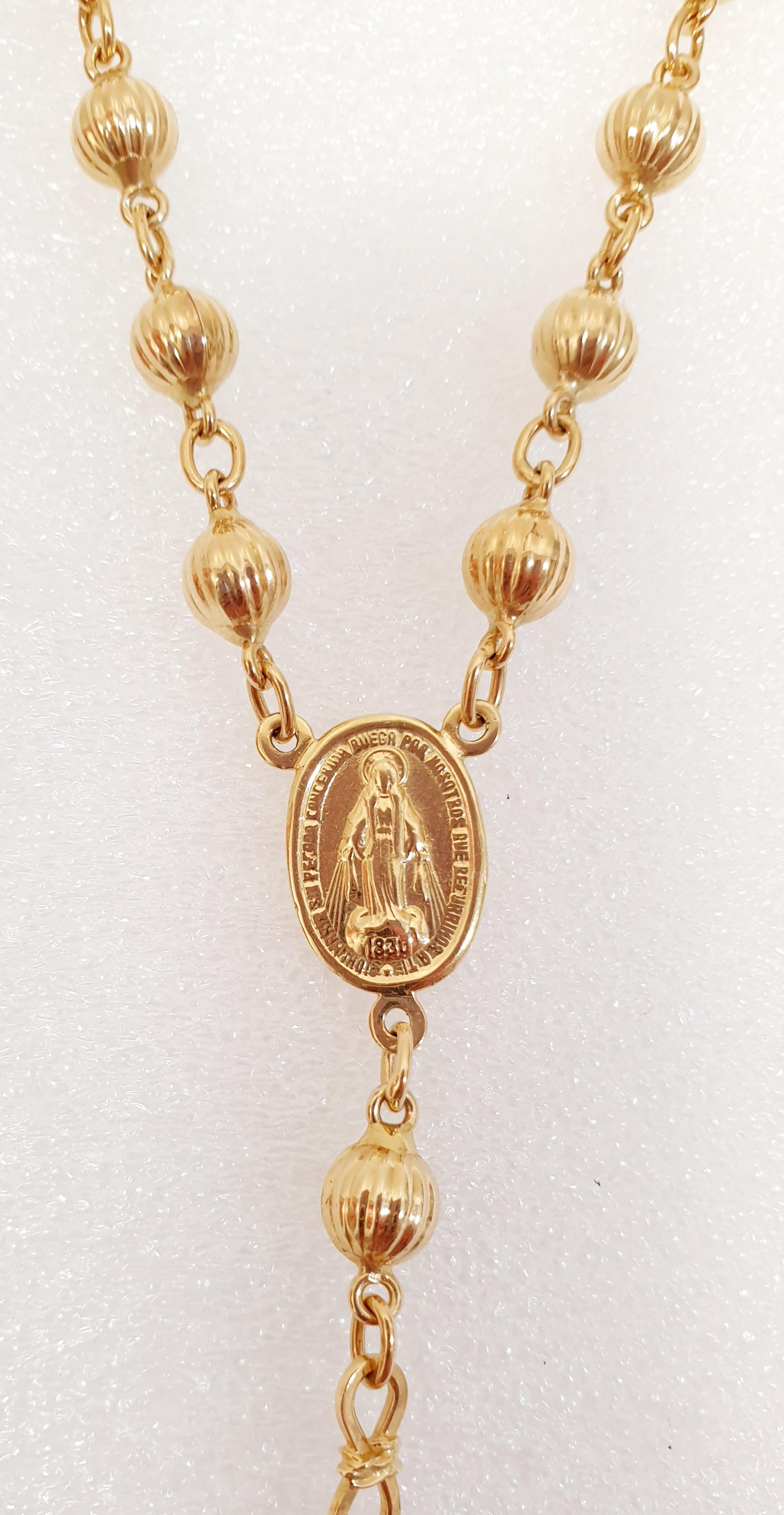 18kt Yellow Gold Rosary Necklace 2
