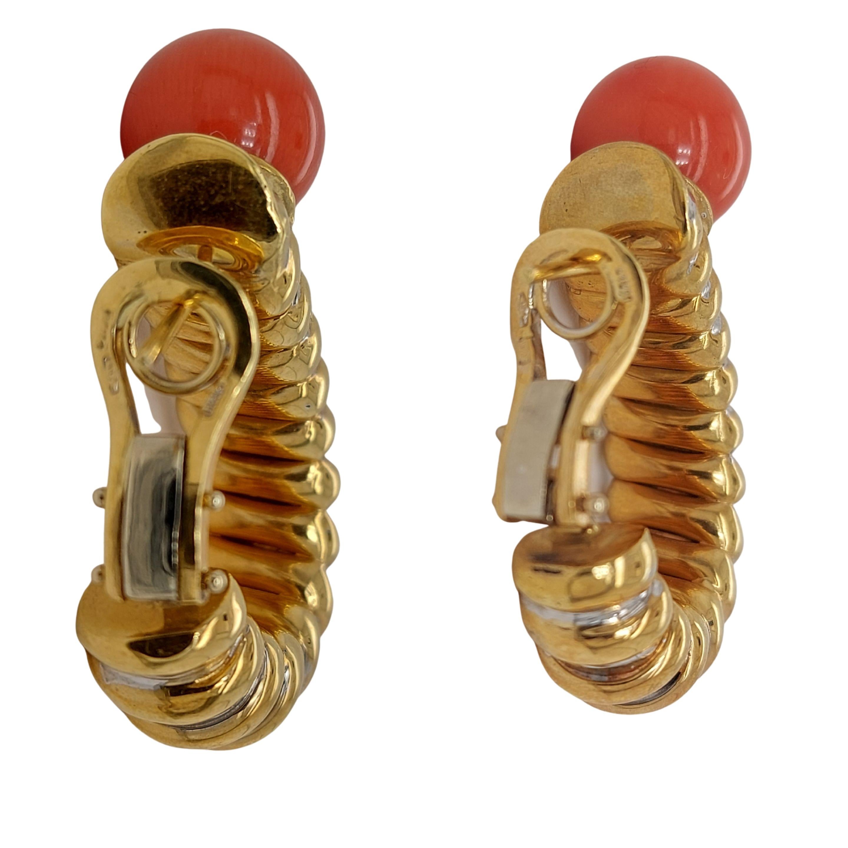 Ensemble de colliers, bracelets, boucles d'oreilles et bagues en or 18 carats avec corail et diamants en vente 5