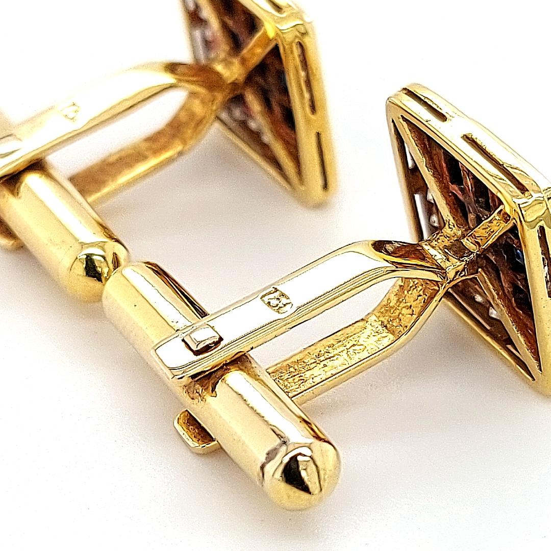 18kt Gold Set with 0.60ct Diamonds, Invisible Set Sapphires Cufflinks For Sale 4