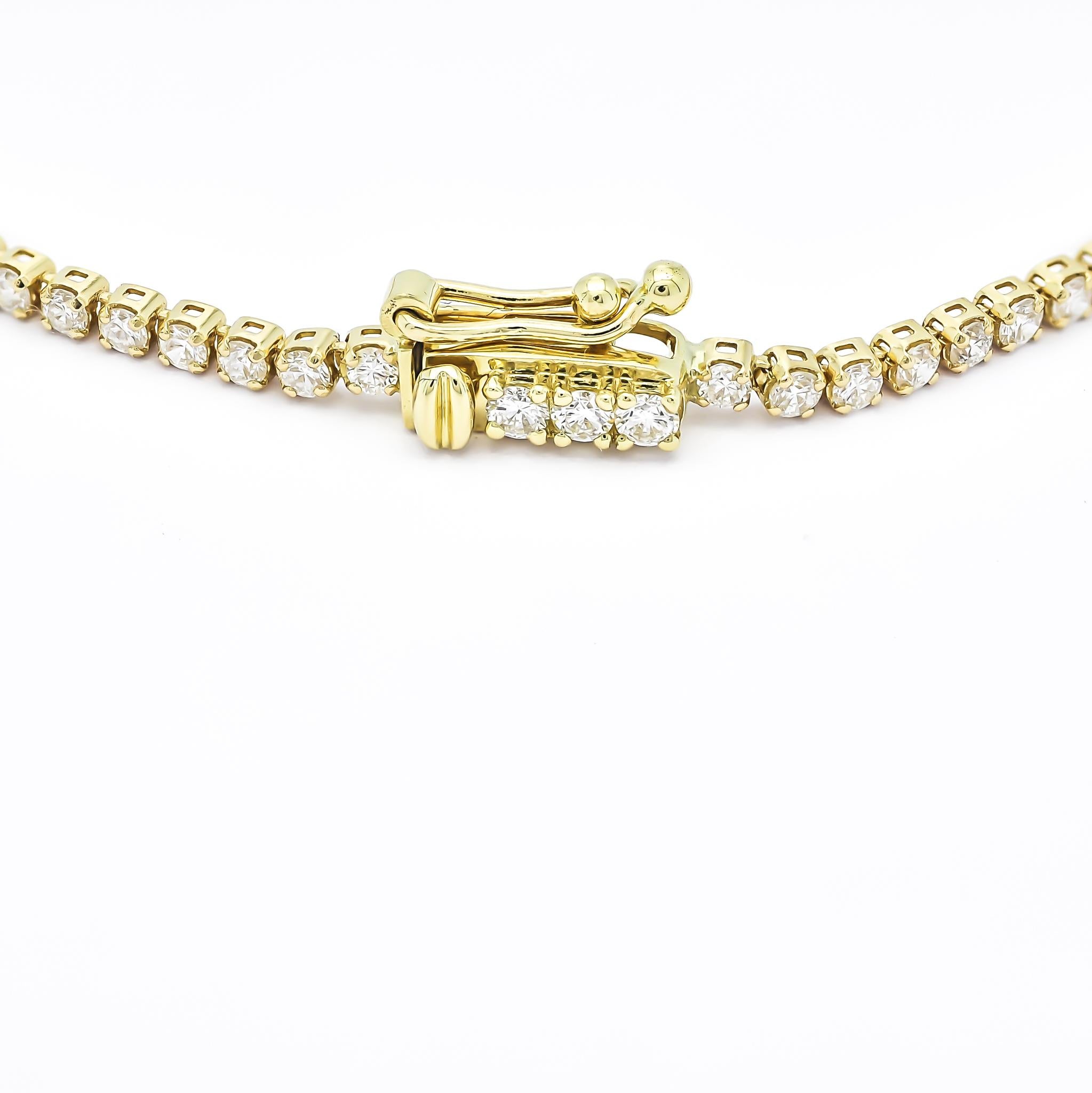 Modern 18Kt Yellow Gold Single Row 4 Prong Natural Diamond Tennis Bracelet