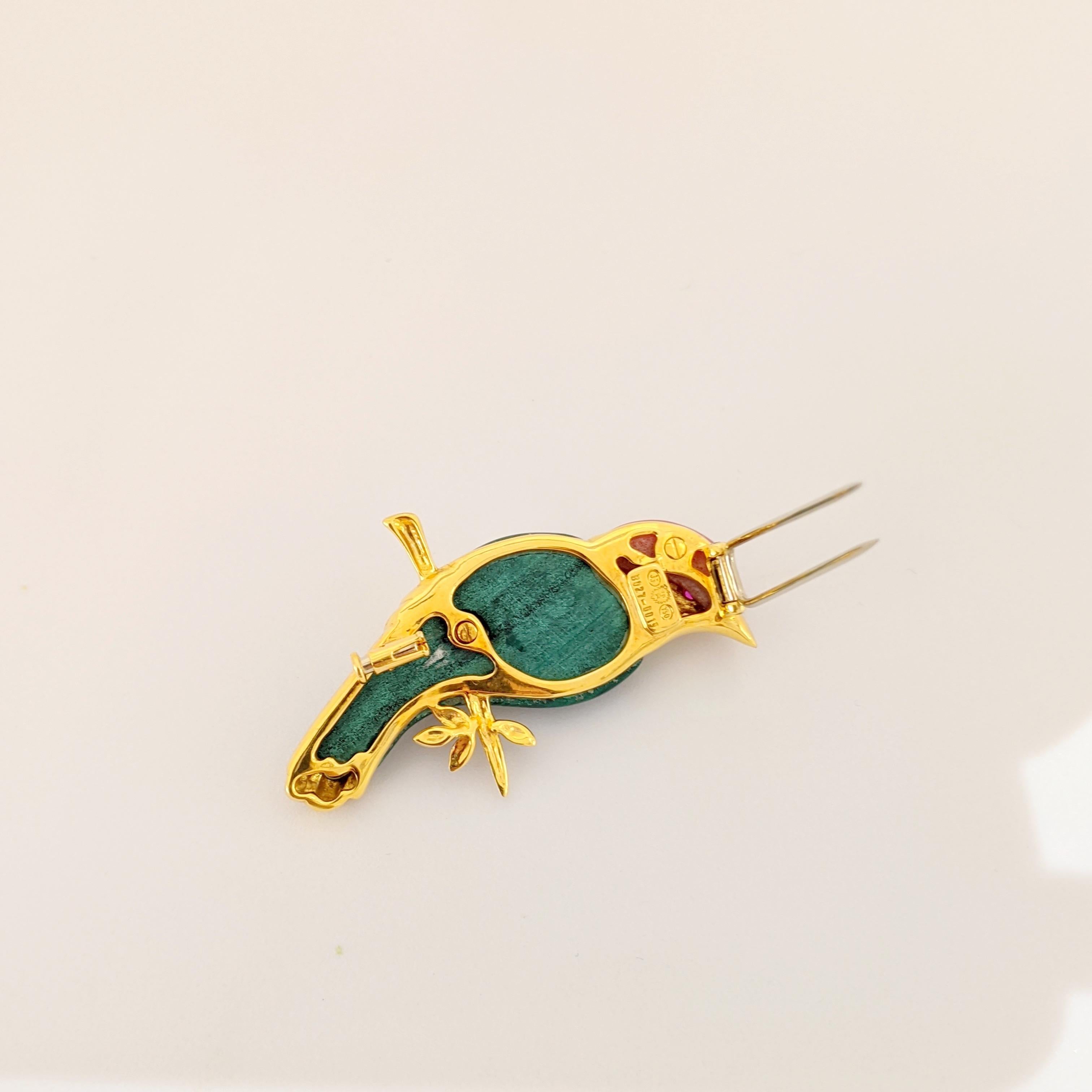 Modern 18 Karat Yellow Gold Sparrow Bird Brooch with Diamonds, Malachite and Pink Agate