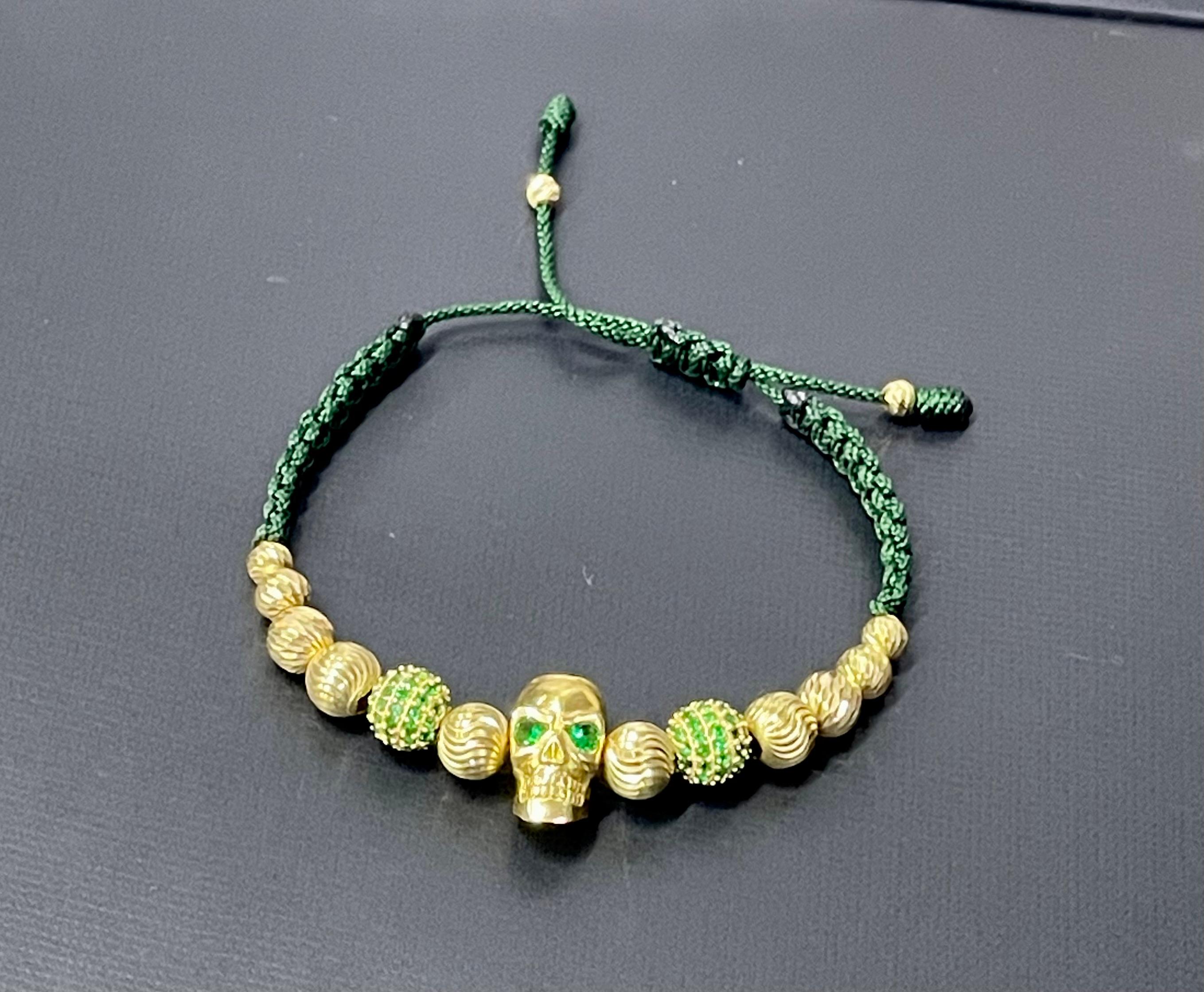 Non taillé Bracelet crâne Swarovski en or jaune 18 carats en vente