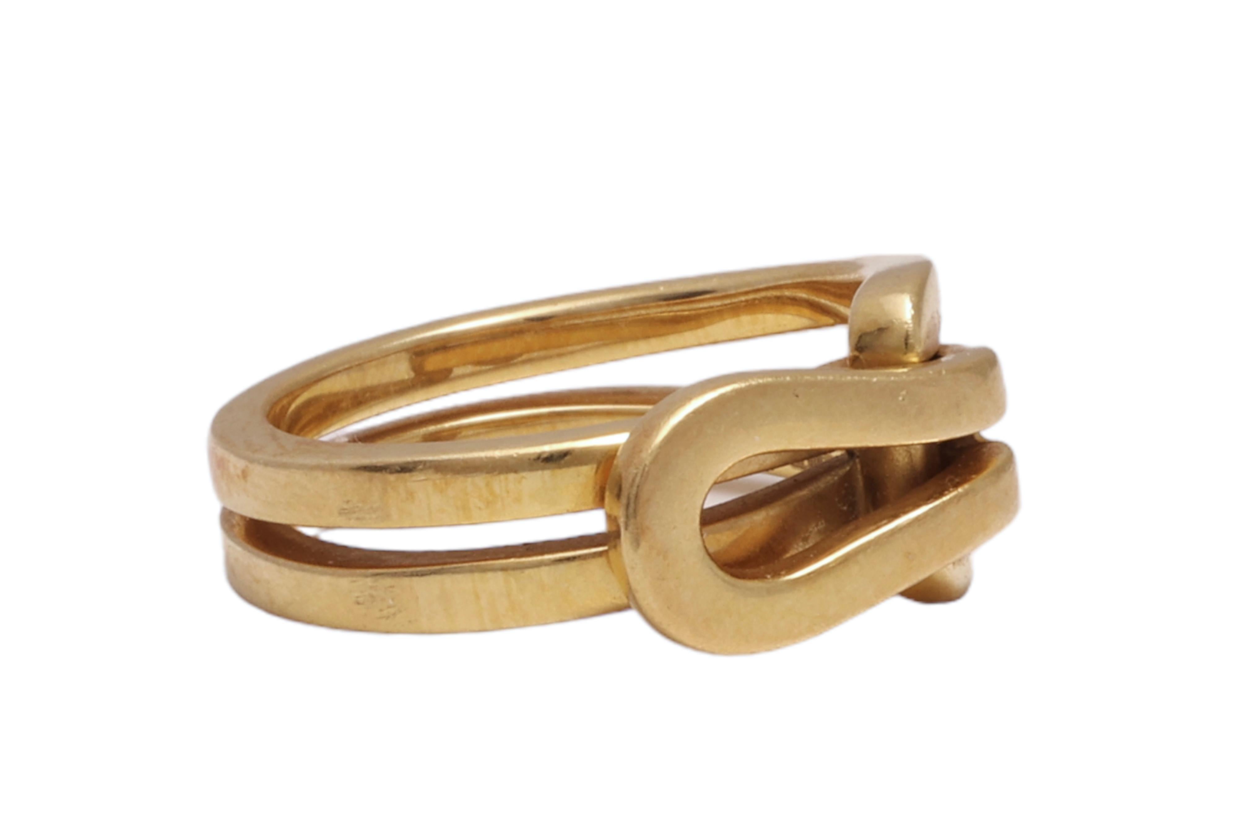 Women's or Men's 18 kt. Yellow Gold Tom Ford Interlocked Ring, with box For Sale