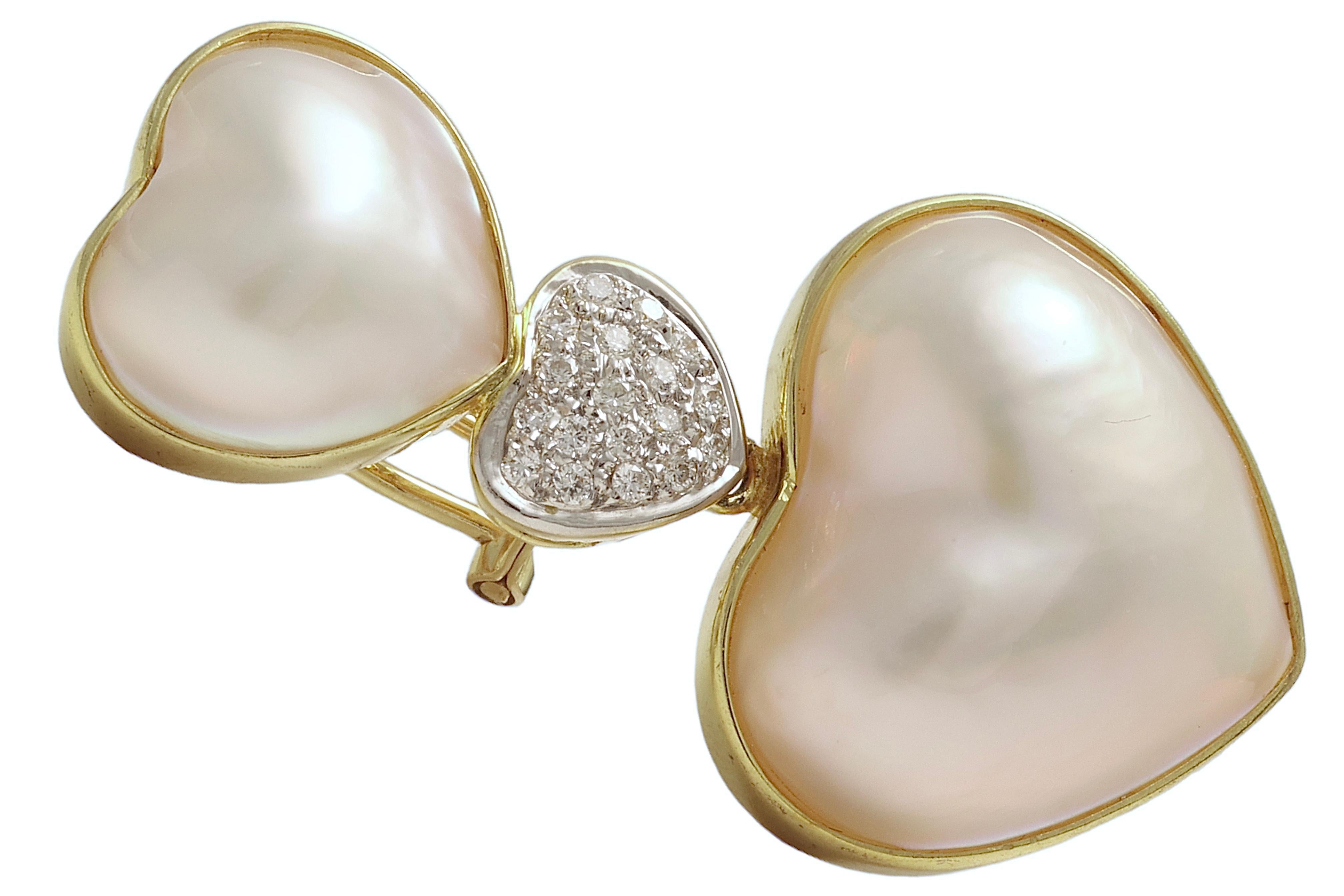 Donna 18 kt. Orecchino pendente a forma di cuore in oro giallo con perle Mabe e diamante in vendita