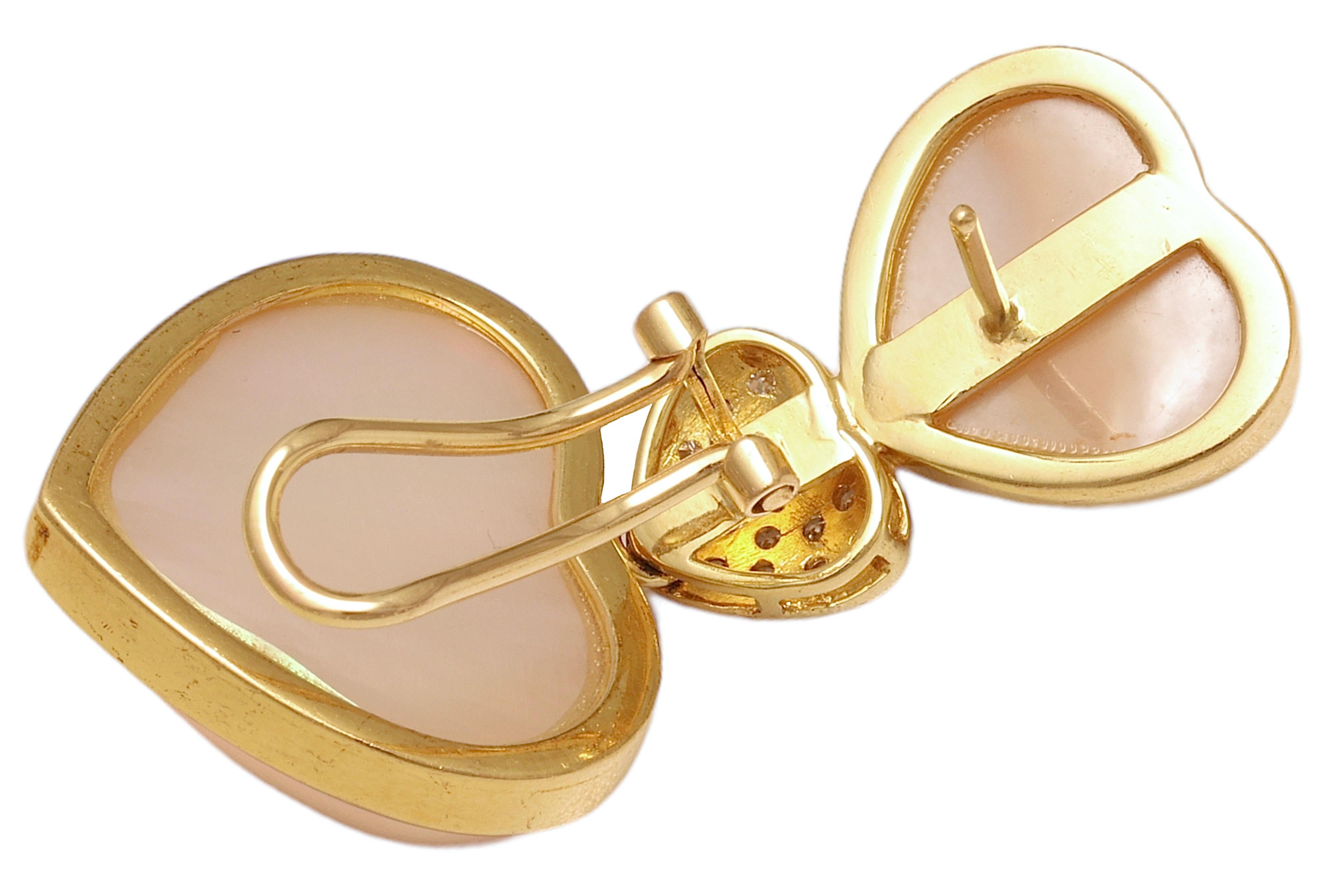 18 kt. Orecchino pendente a forma di cuore in oro giallo con perle Mabe e diamante in vendita 2
