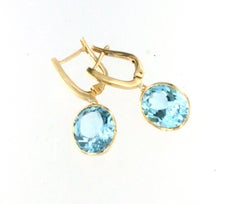 18 Kt Yellow Gold With Light Blue Topaz Modern Made in Italy Fashion Earrings