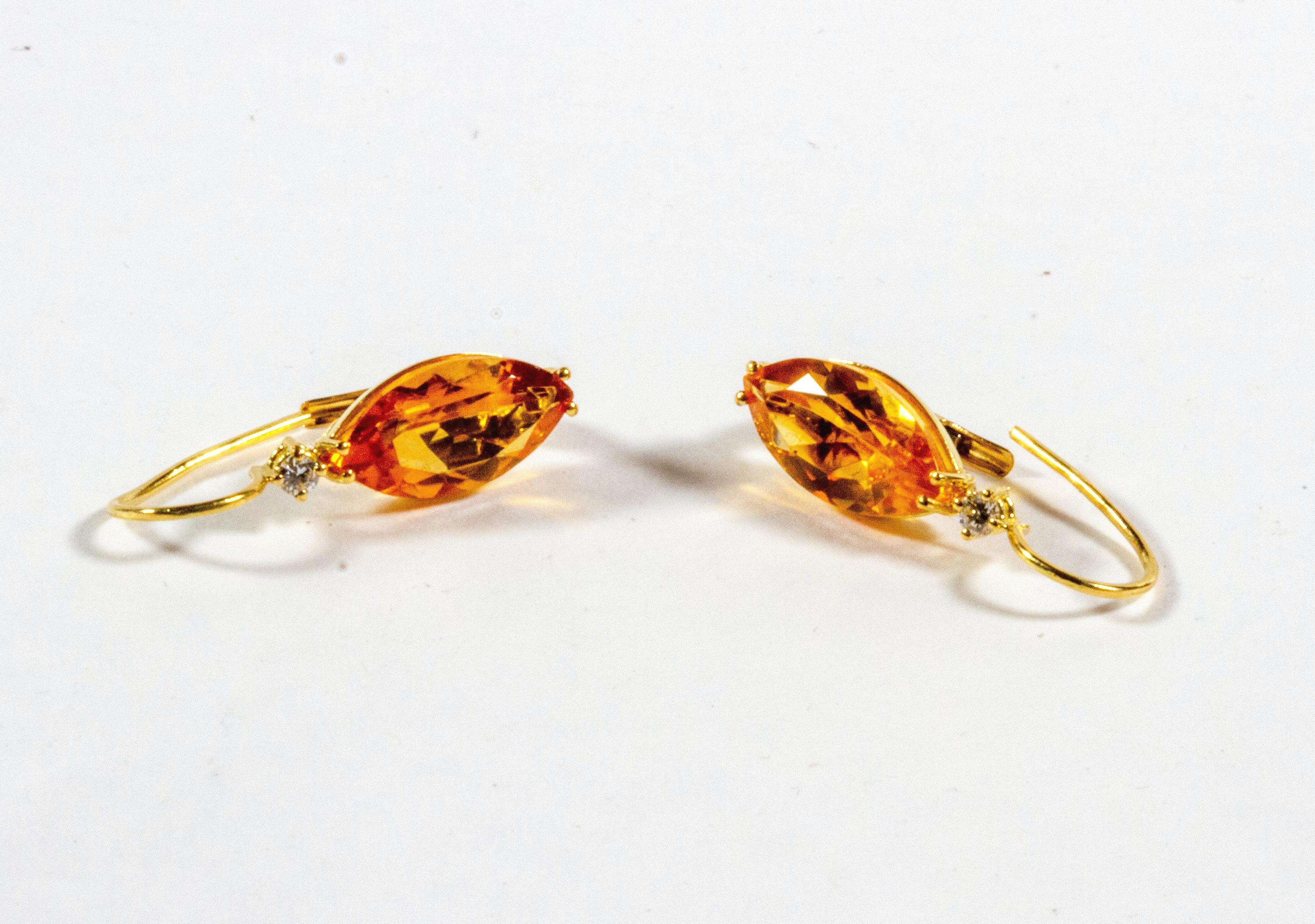 18 Karat Yellow Gold Yellow Citrine and Diamond Earrings In New Condition For Sale In Rome, IT