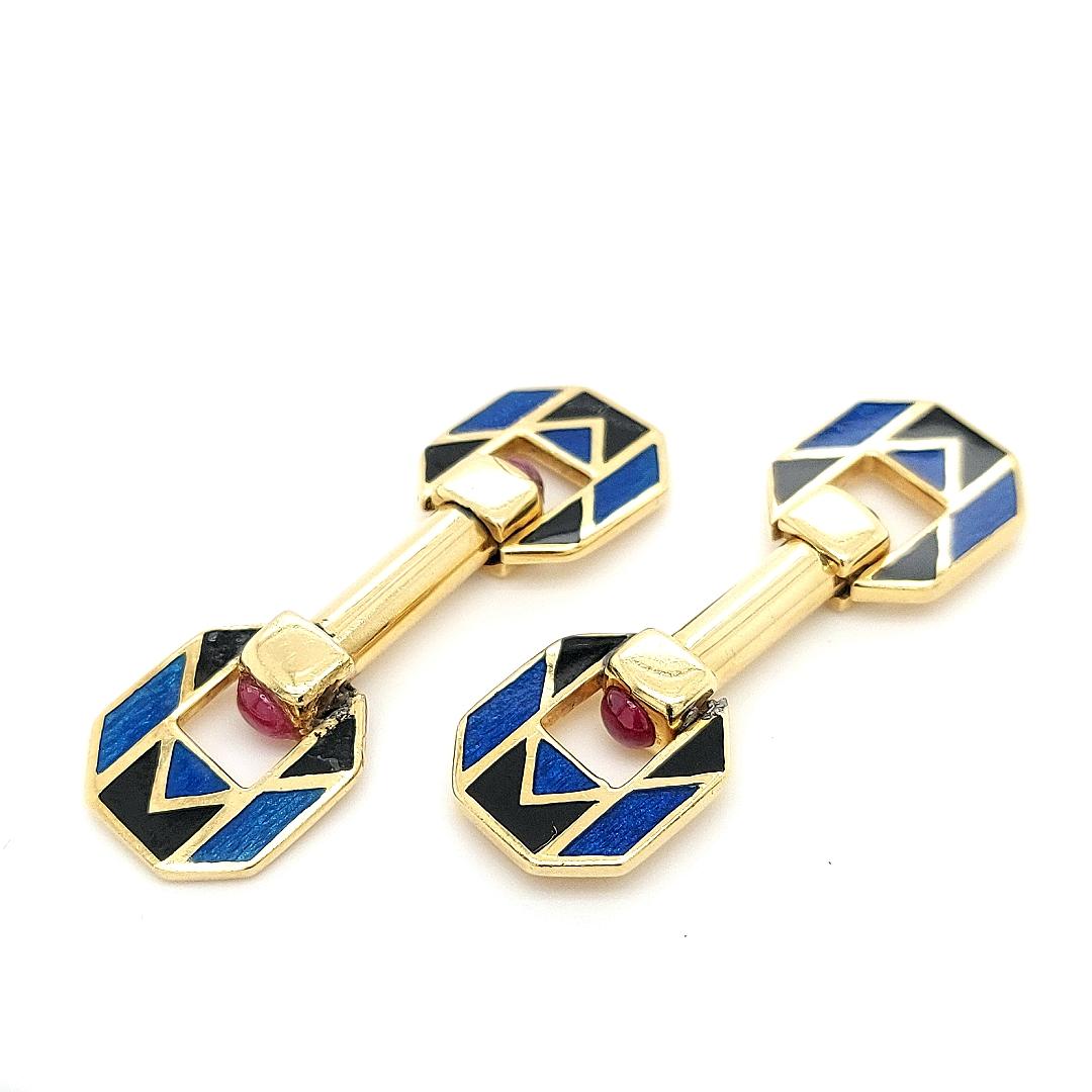 18kt Yellow Gold Blue and Black Enamel Cufflinks with Ruby Cabochon Stones In Fair Condition For Sale In Antwerp, BE