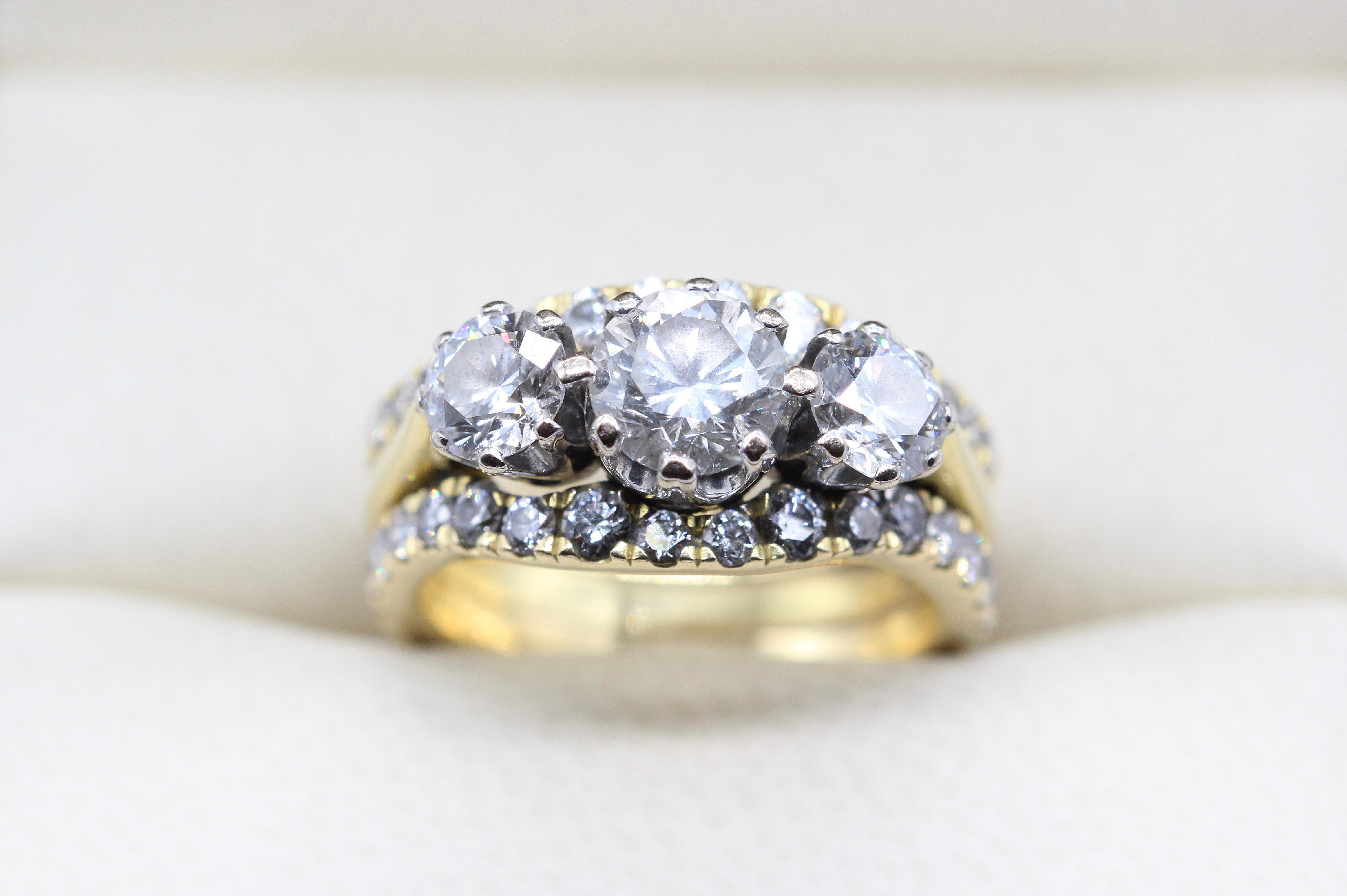 Brilliant Cut 18 Kt Yellow and White Gold 2.16Ct Three-Stone Diamond and Eternity Cluster Ring For Sale