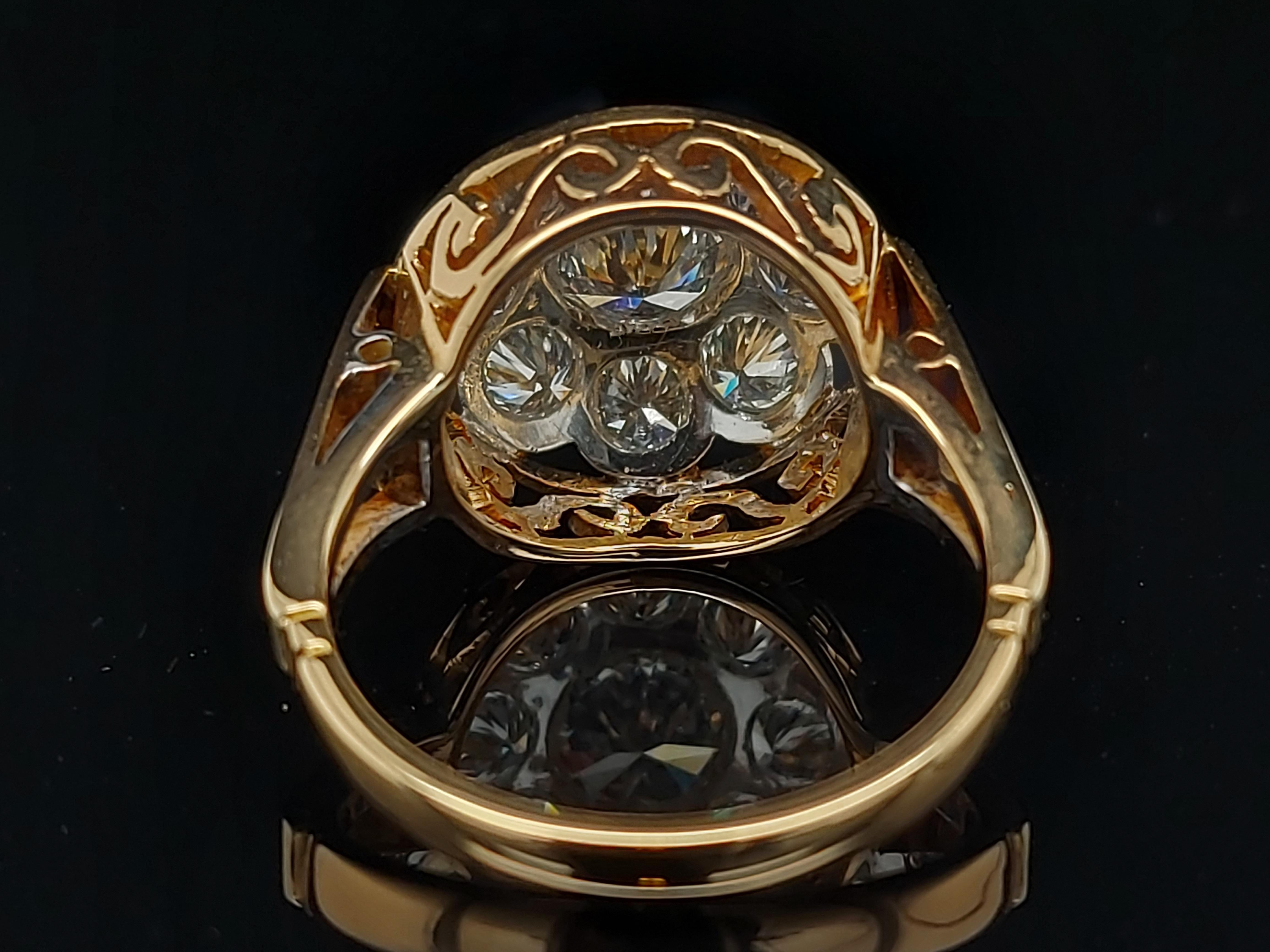 18 Karat Gelb-/Weißgold Vintage Ring mit 2,35 Karat Diamanten im Brillantschliff im Angebot 1