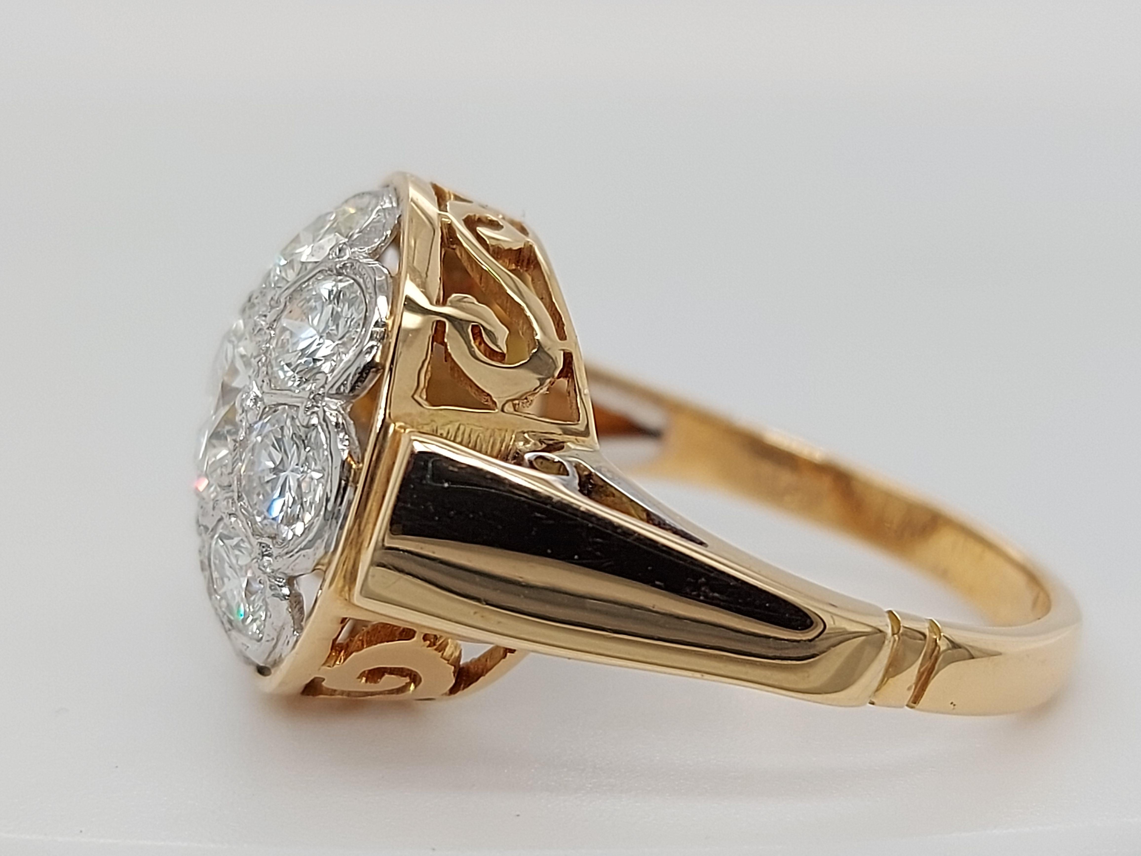 18 Karat Yellow / White Gold Vintage Ring with 2.35 Carat Brilliant Cut Diamonds For Sale 4