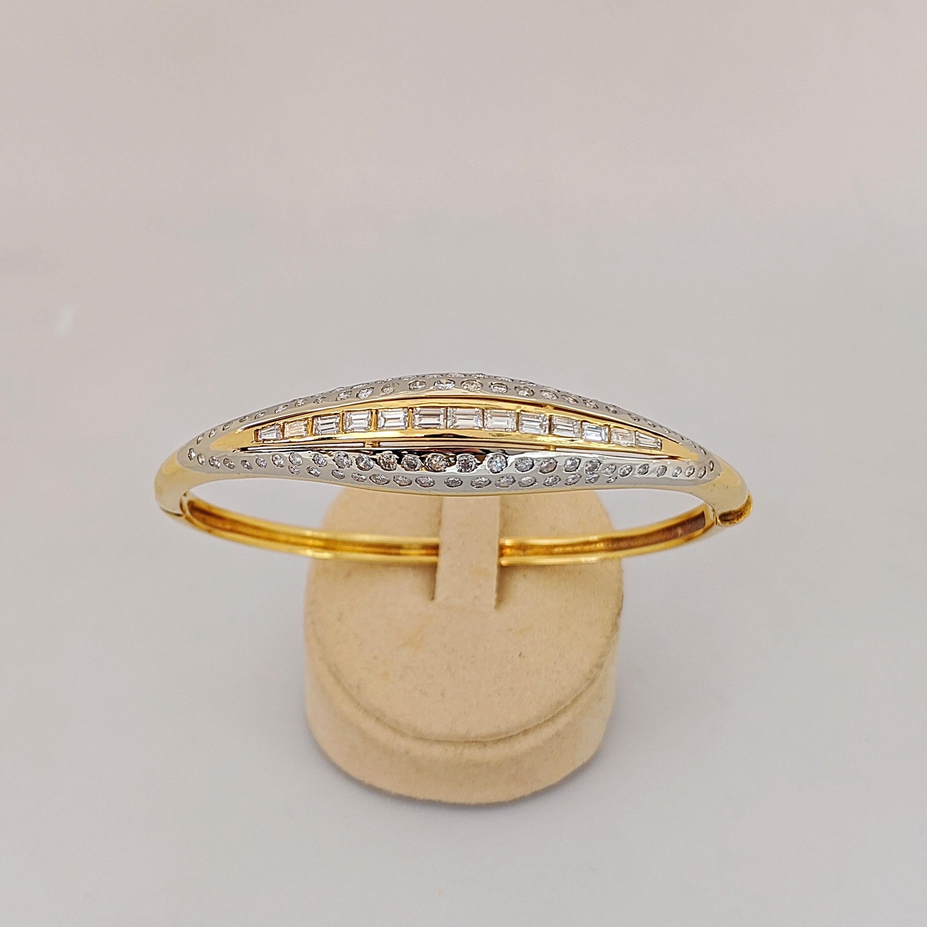 Women's or Men's 18 KT YG/WG Bangle Bracelet with 3.40 Carat Round and Baguette Diamonds For Sale