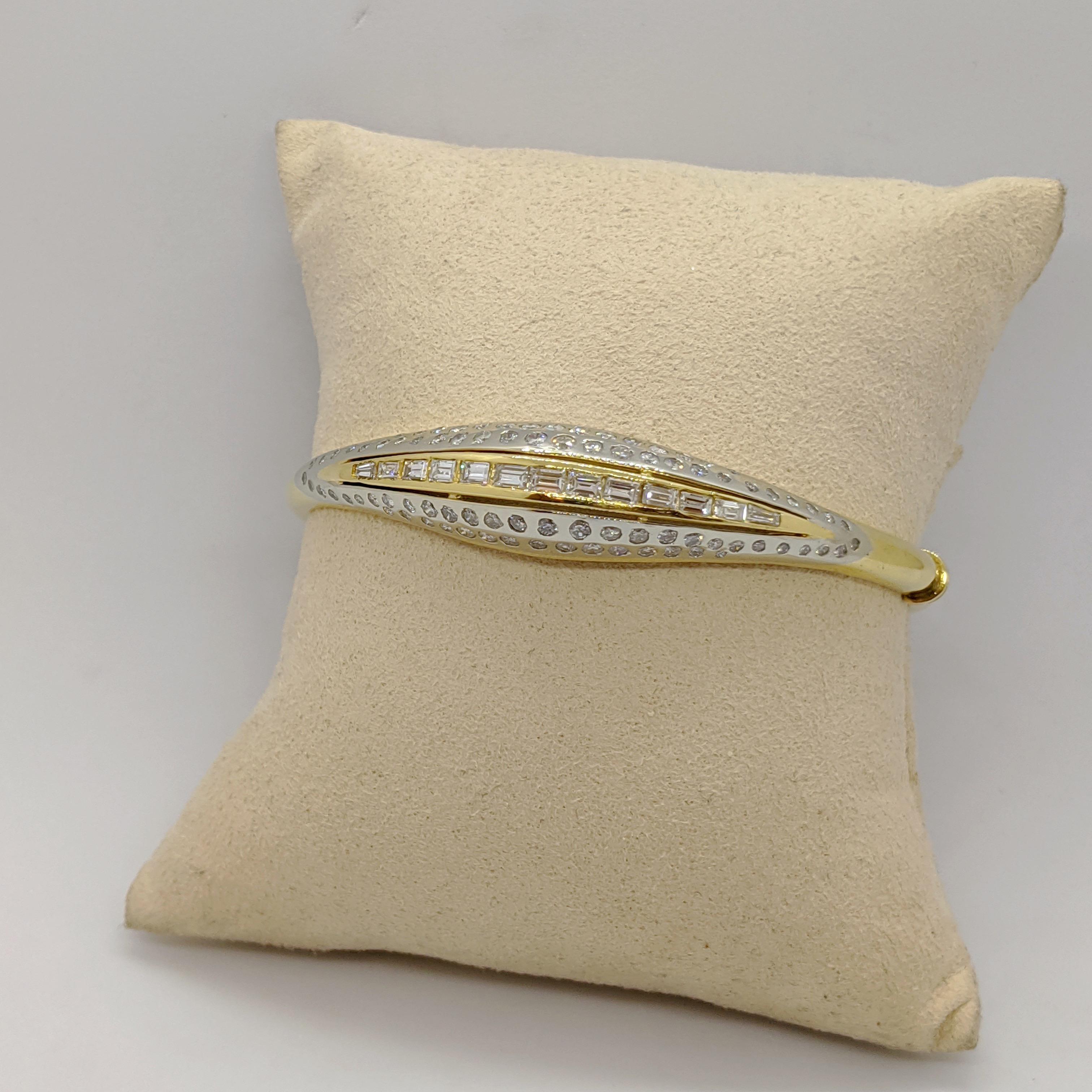 18 KT YG/WG Bangle Bracelet with 3.40 Carat Round and Baguette Diamonds For Sale 2