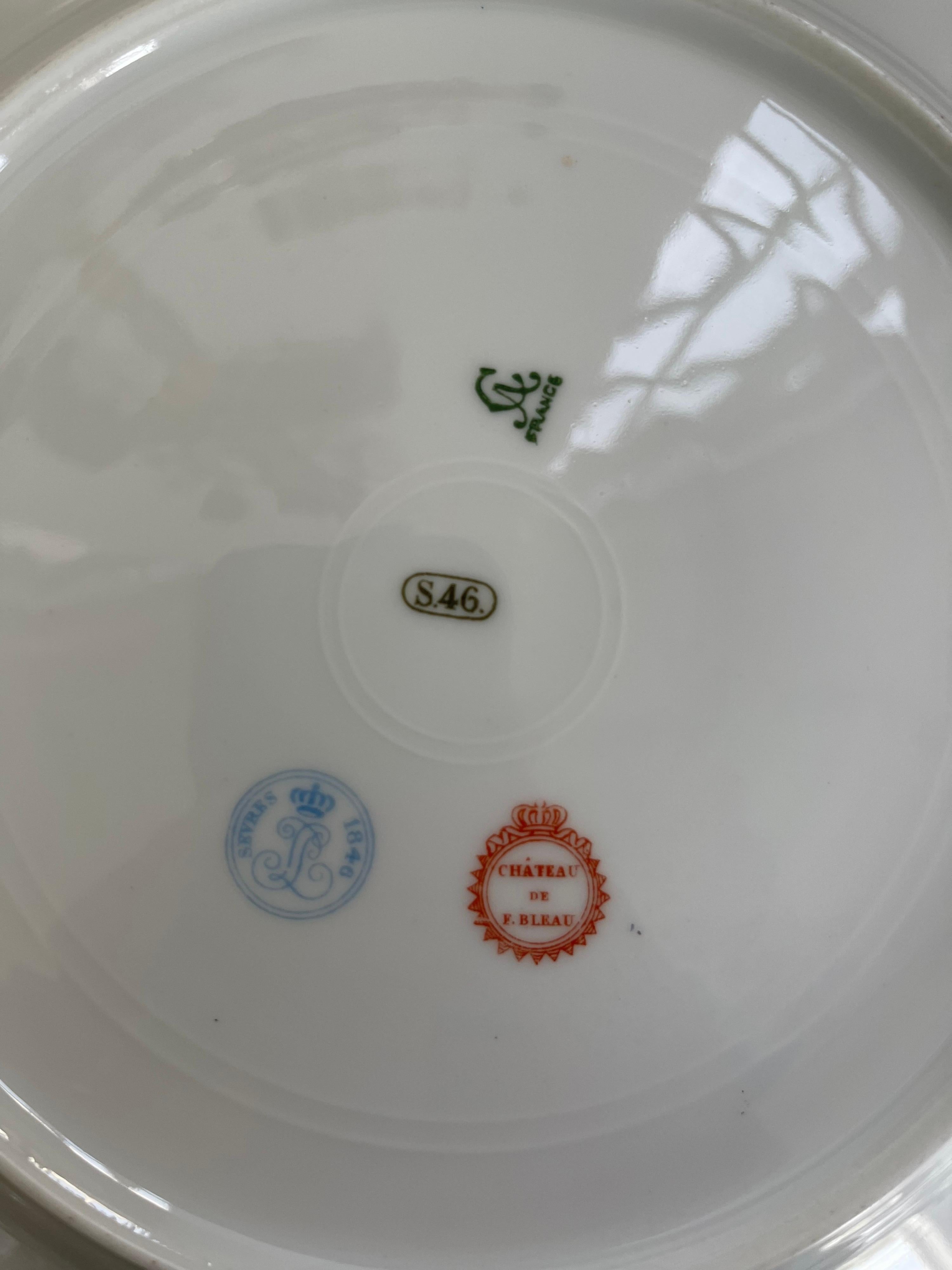 Louis-Philippe Hunting Service Dinner Plates 3