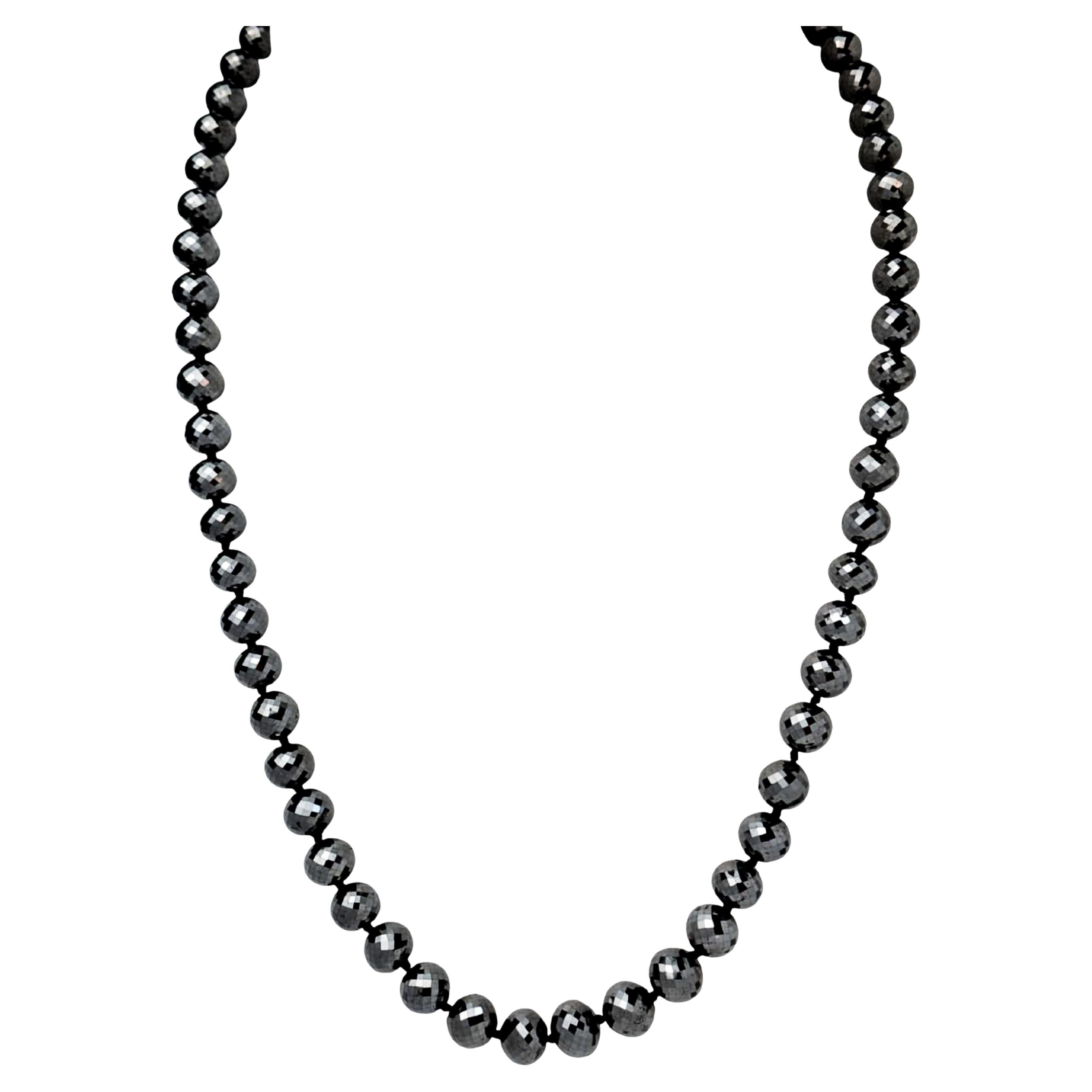 Collana da 18" con diamante nero naturale (205,00ct) in oro giallo 14K