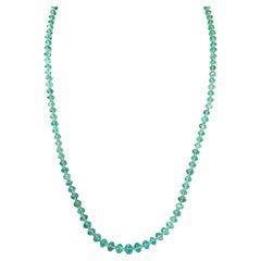 Collana di perle di smeraldo naturale da 18" in oro giallo 14K