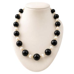 18" Pearl w/ Black Onyx Strand Necklace 14k Yellow Gold Bead Spacers & Clasp