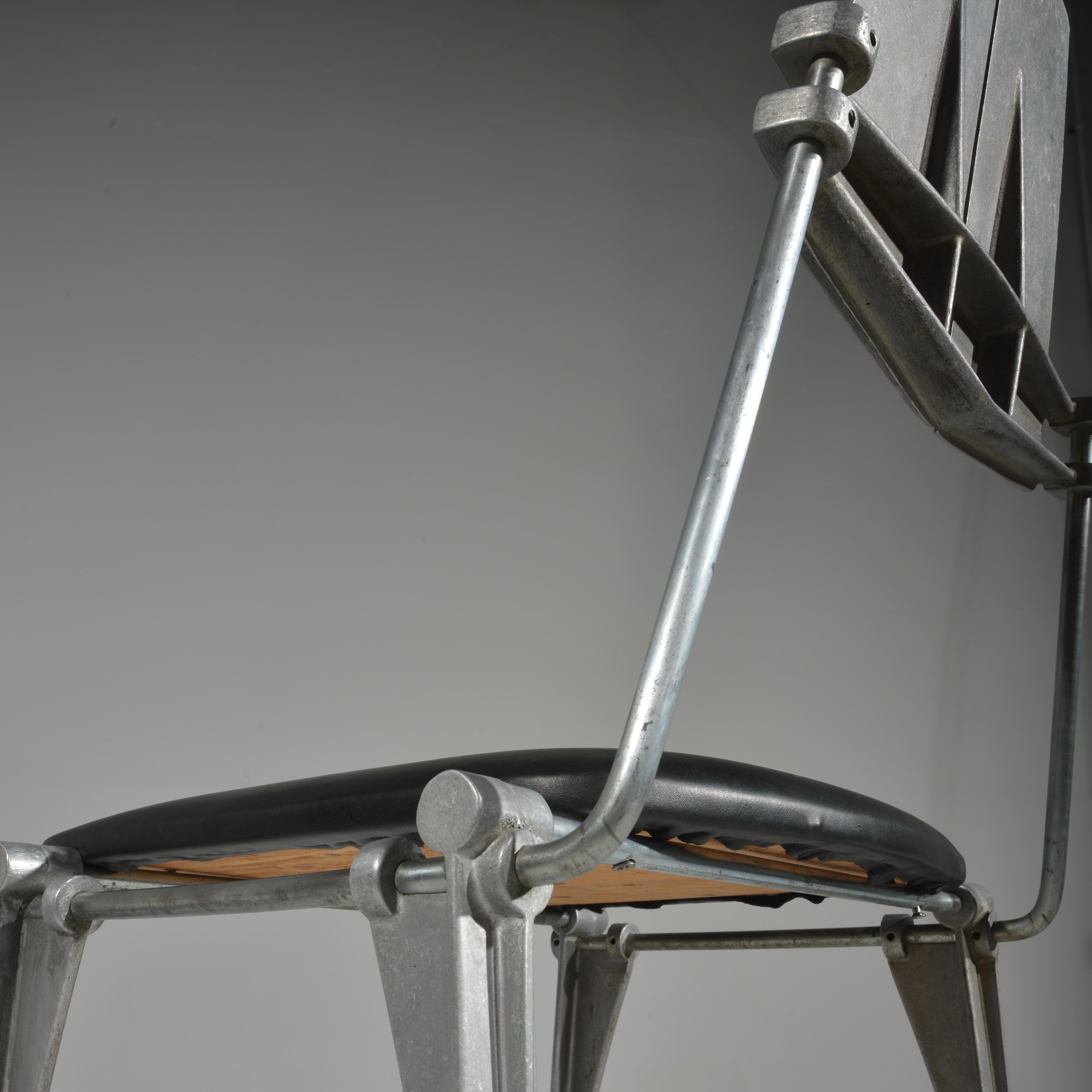 Aluminium Chaises de salle à manger en fonte d'aluminium de Robert Jostens en vente