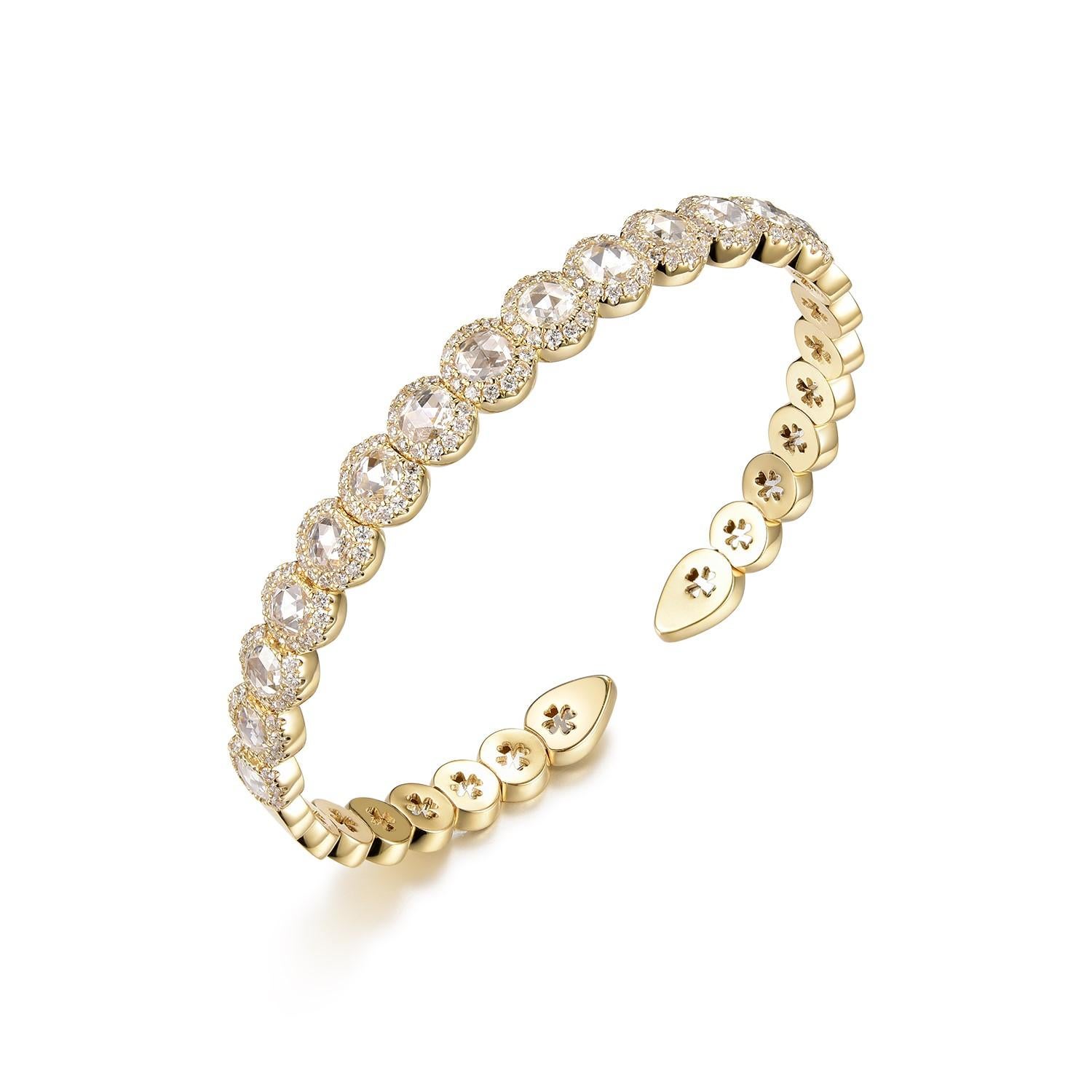 Dieses Armband ist eine strahlende Kostbarkeit, die sorgfältig aus 18-karätigem Gelbgold gefertigt wurde. Er präsentiert eine verführerische Reihe von Diamanten im Rosenschliff mit einem Gesamtgewicht von 1,68 Karat, deren vom Vintage-Stil