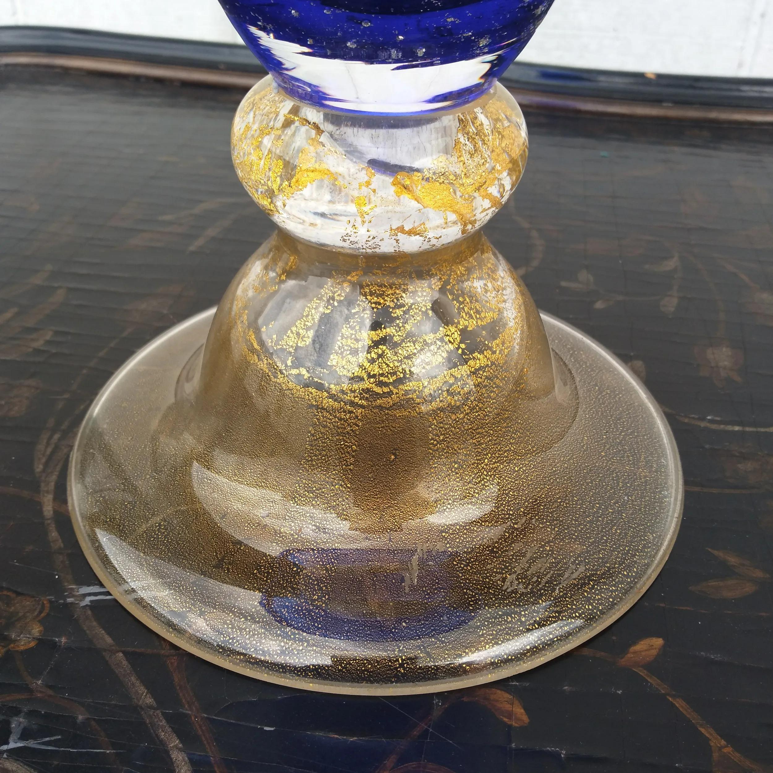 Royal Blue Hand Blown Murano Vase Attributed to Gabbiani Venezia In Good Condition For Sale In Pasadena, TX