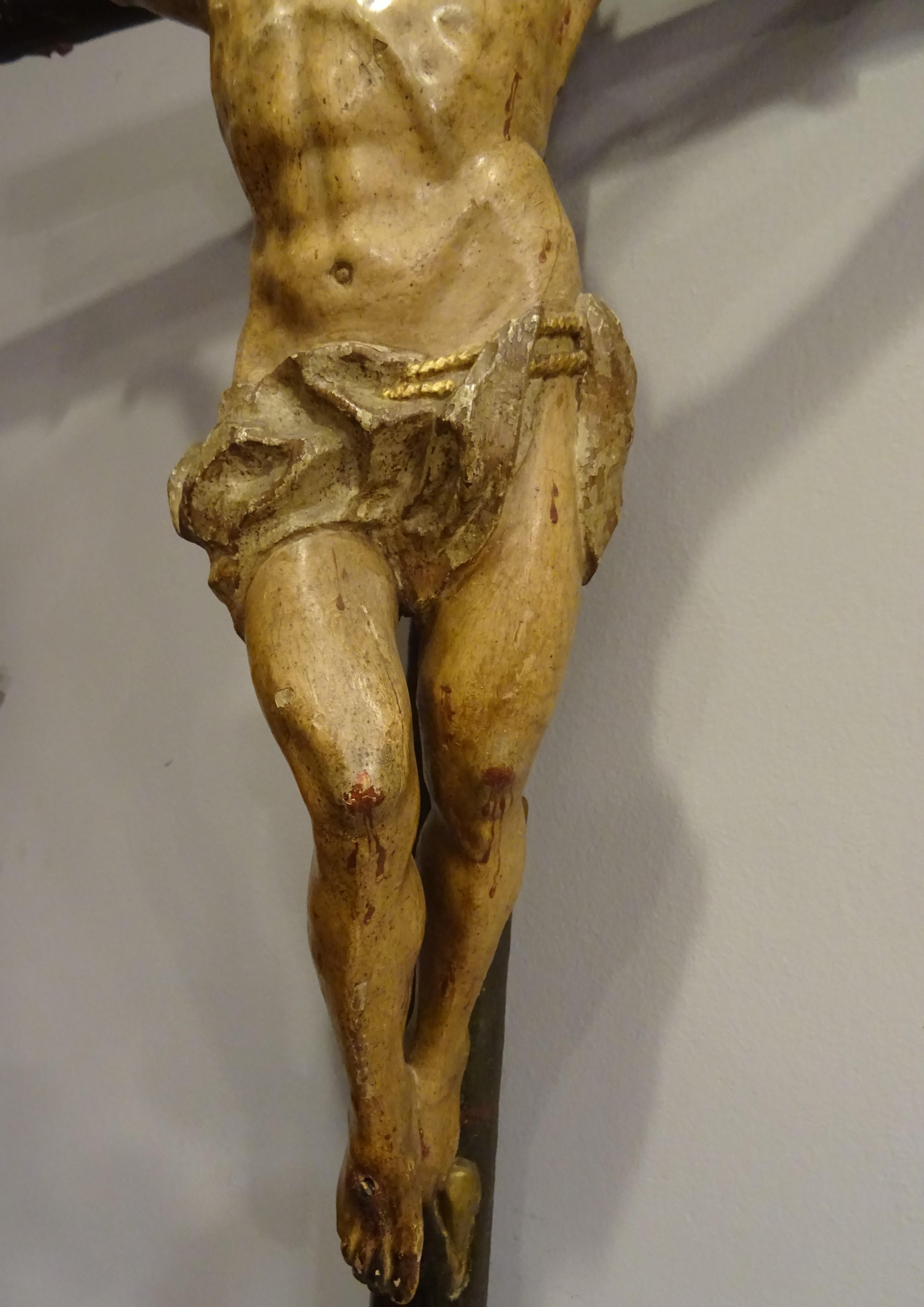 18th Hispanic Filipino Crucified  Christ  Carved Wood Sculpture  For Sale 3