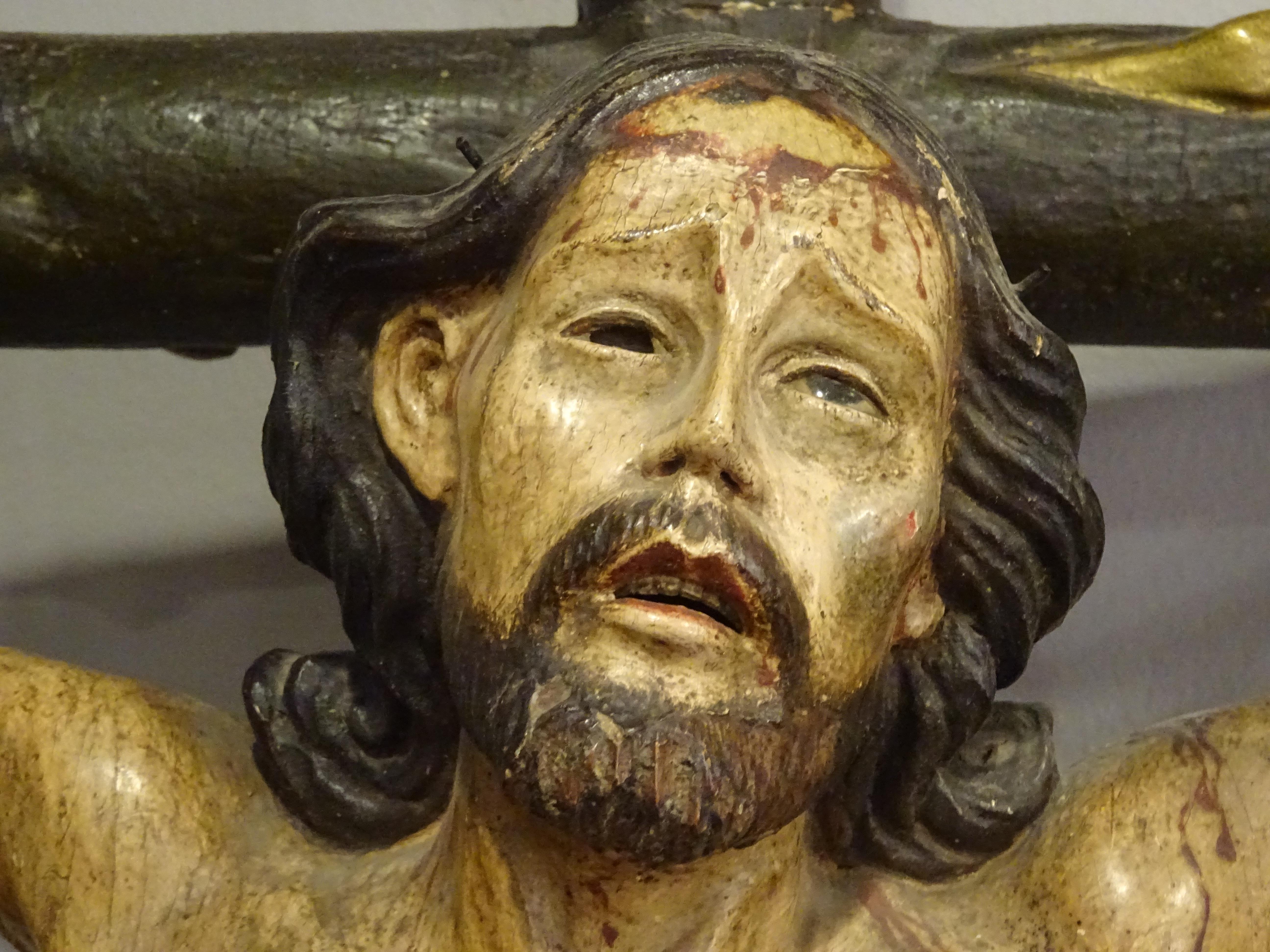 Crucified philippin du 18e siècle  Le Christ  Sculpture en bois sculpté  en vente 9