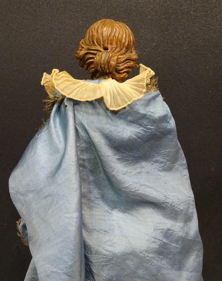 18th Century Italy Virgin Sculpture from a Nativity Scene For Sale 7