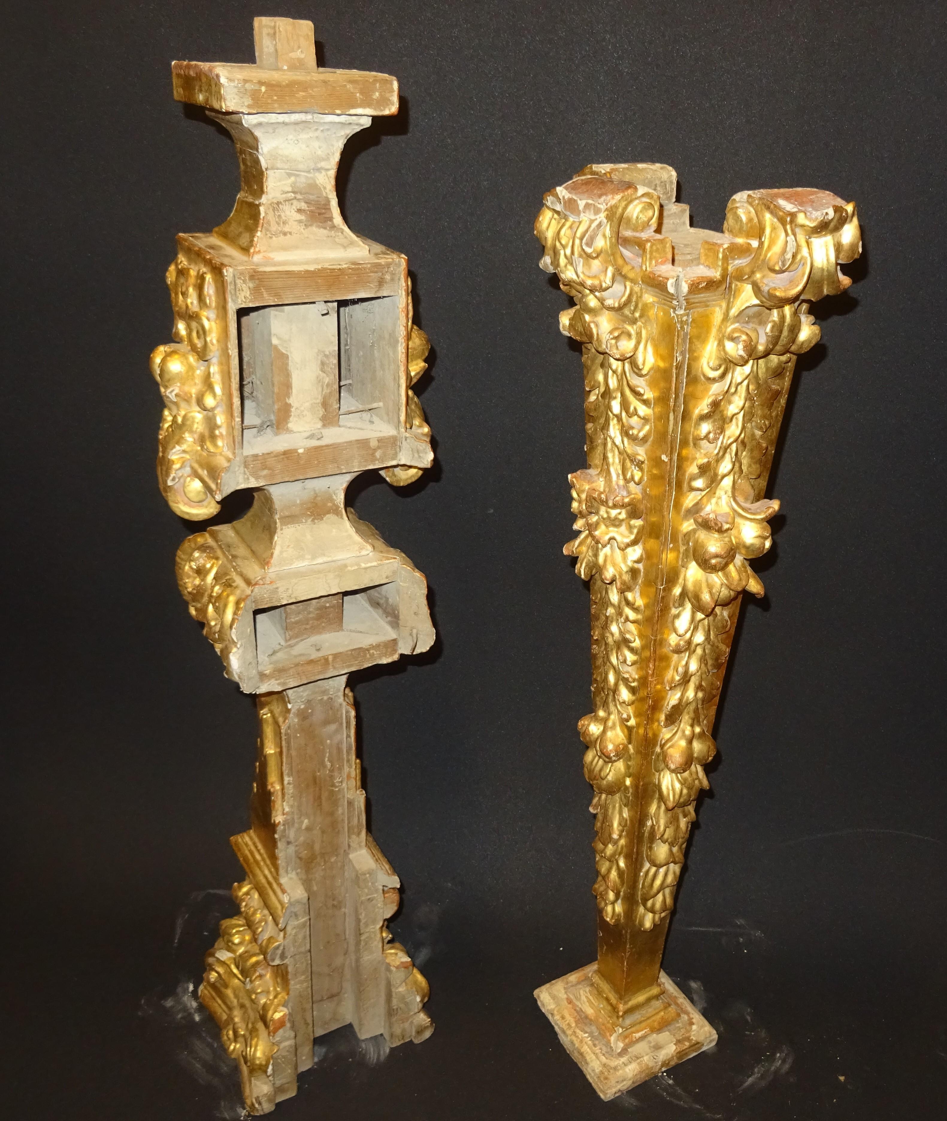 18th Century Spanish Baroque Carved and Gild Wood Couple of Pilaster 14