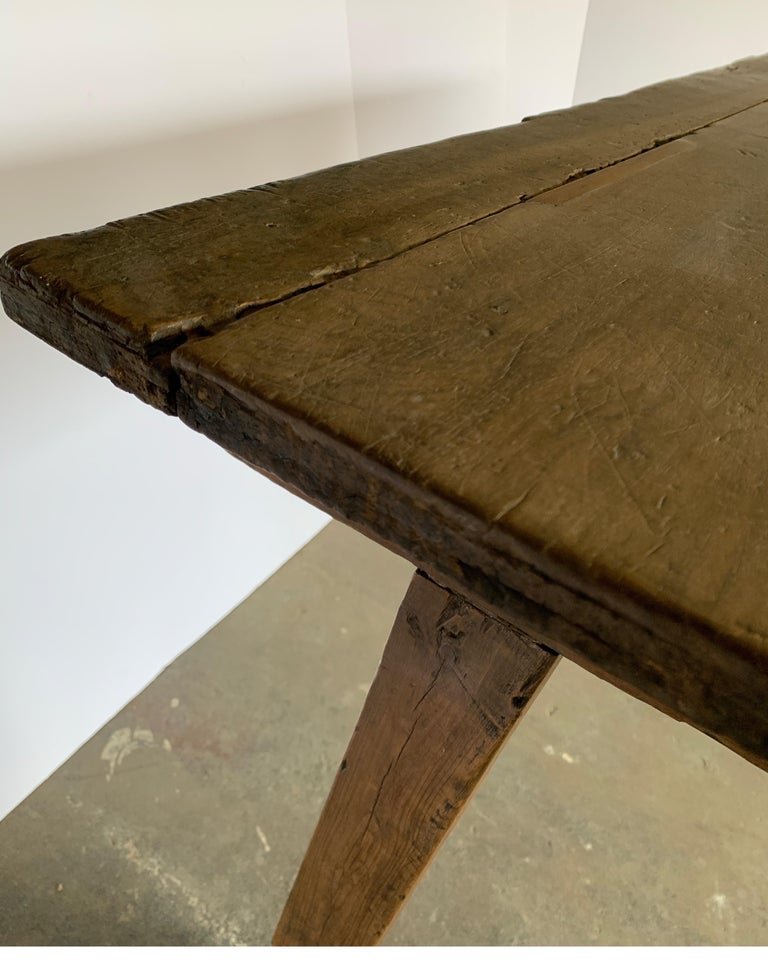 18th Century Spanish Walnut Table With Iron Stretcher For Sale 7