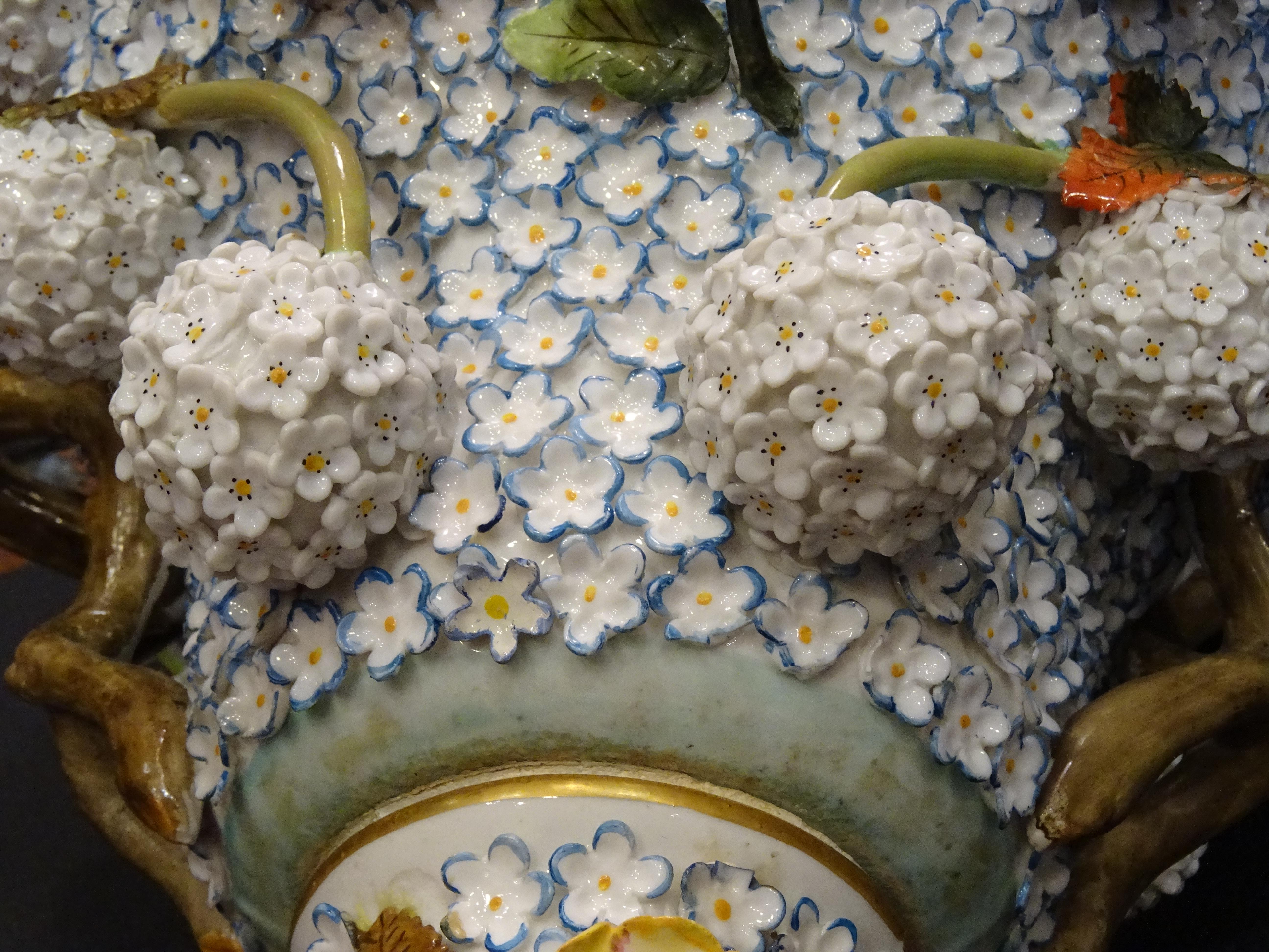 18th Century Meissen Great Vase Porcelain, Snowball, Marcolini Period 13