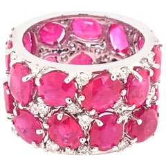 18 White Gold Diamonds and Ruby Eternity Ring Made in Italy with Box