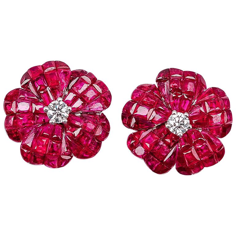 18 white gold flower Ruby invisible Stud Earrings