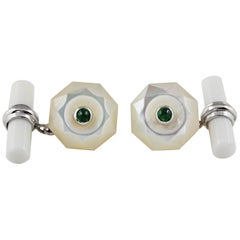 18 White Gold Mother of Pearl Emeralds Cabochon Cufflinks