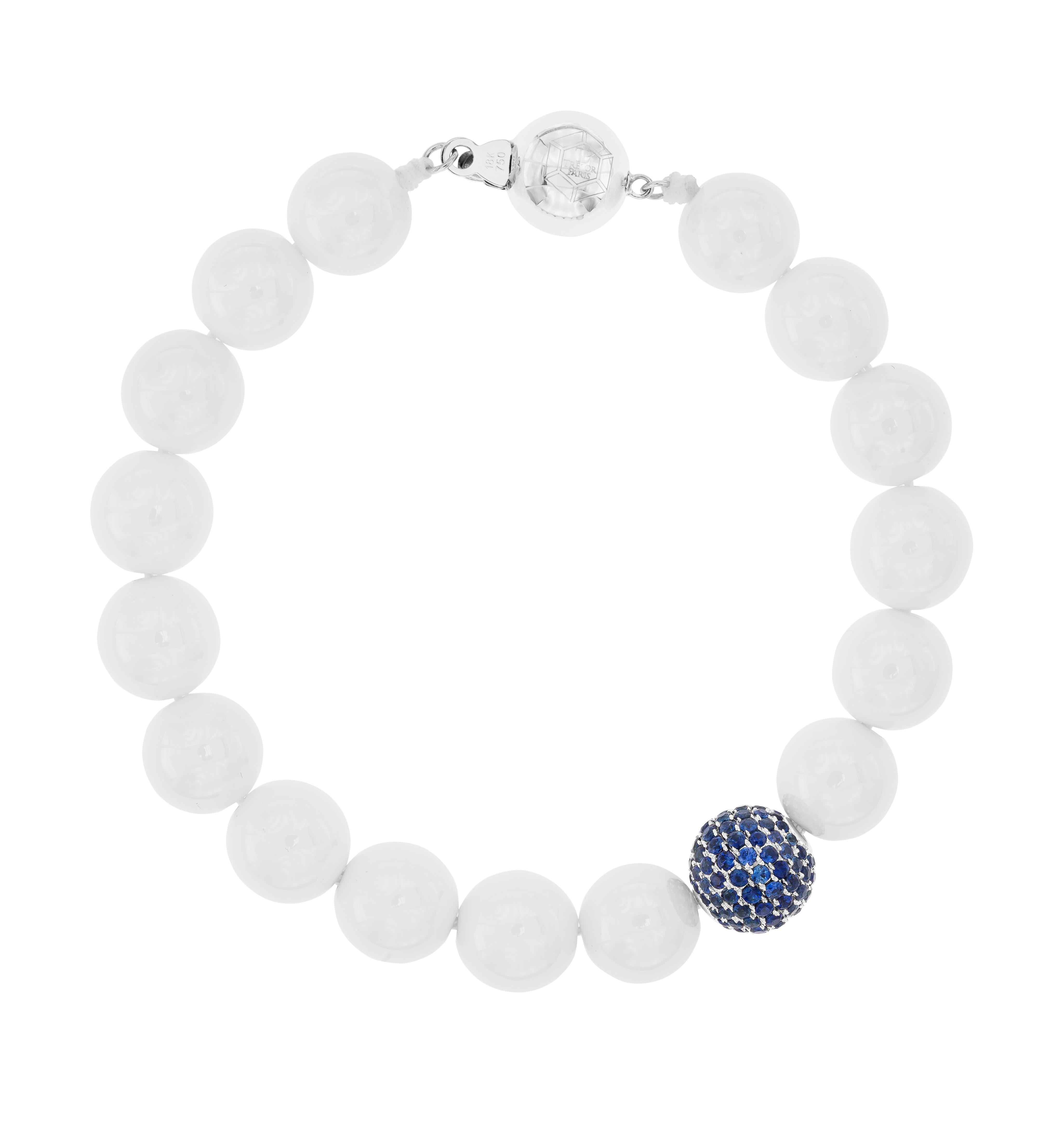 1.80 Carat Blue Sapphire 18 Kt Gold Bespoke Ceramic Tresor Paris Bead Bracelet For Sale 2