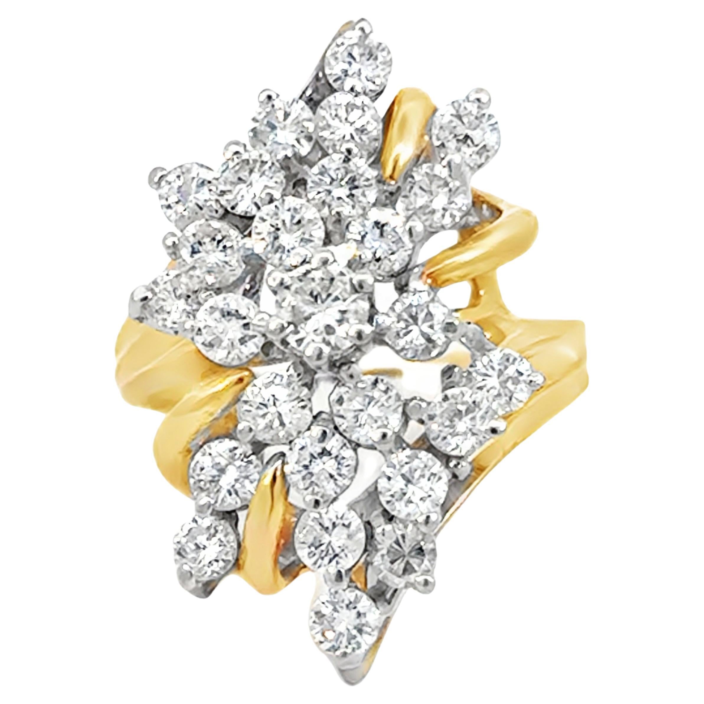 Anillo en racimo de diamantes talla brillante de 1,80 quilates Oro amarillo de 14 quilates