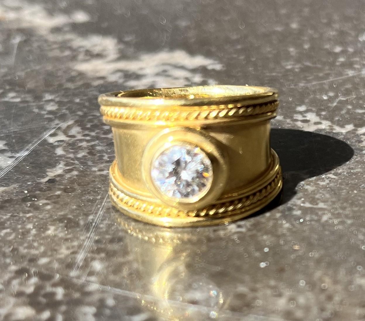 Romano classico Anello con diamante da 1,80 carati in vendita