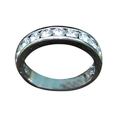 1.80 Carat G Color VS Round Diamonds White Gold 18 Karat Rivière Band Ring