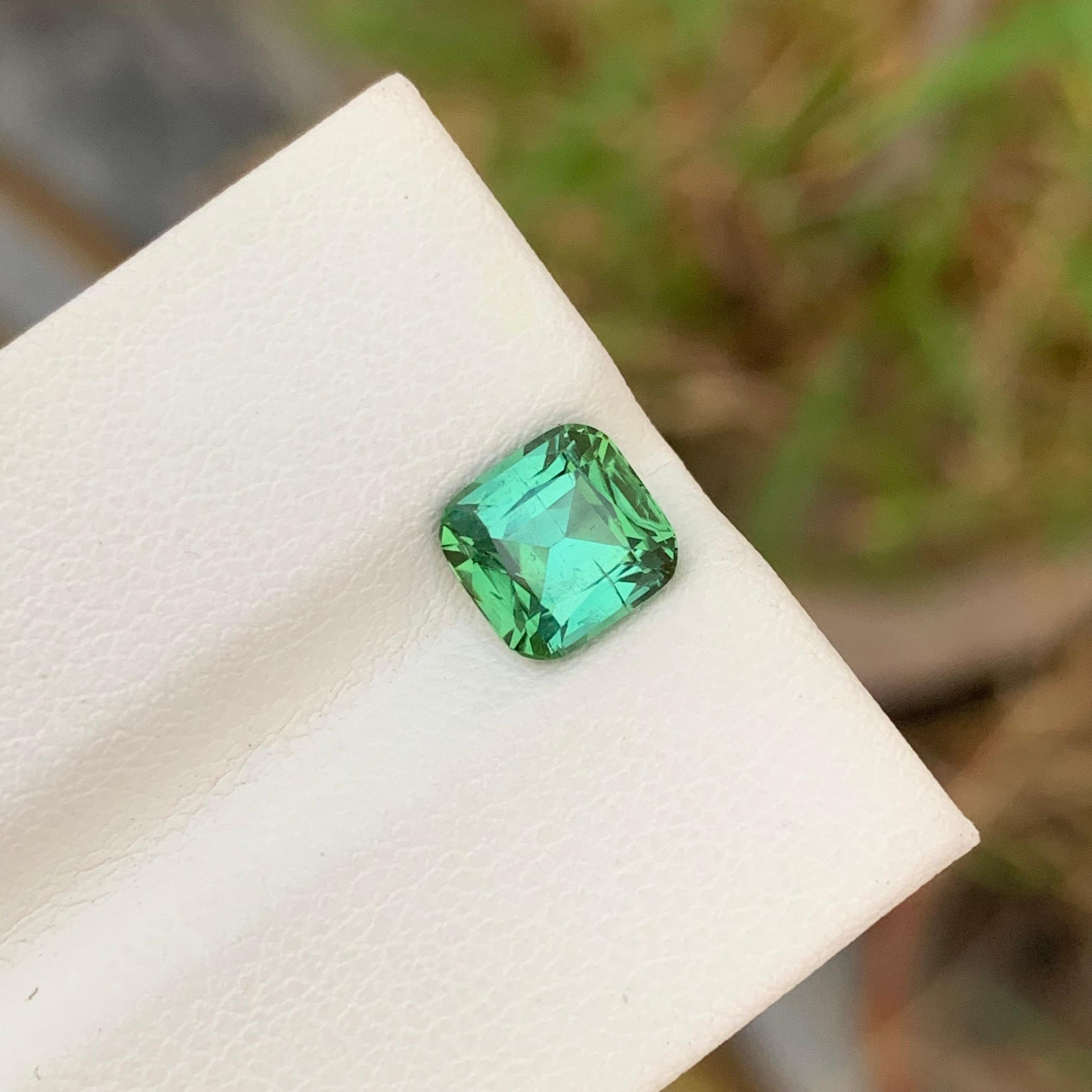 1.80 carati di tormalina blu-verde naturale sfusa a forma di cuscino in vendita 4