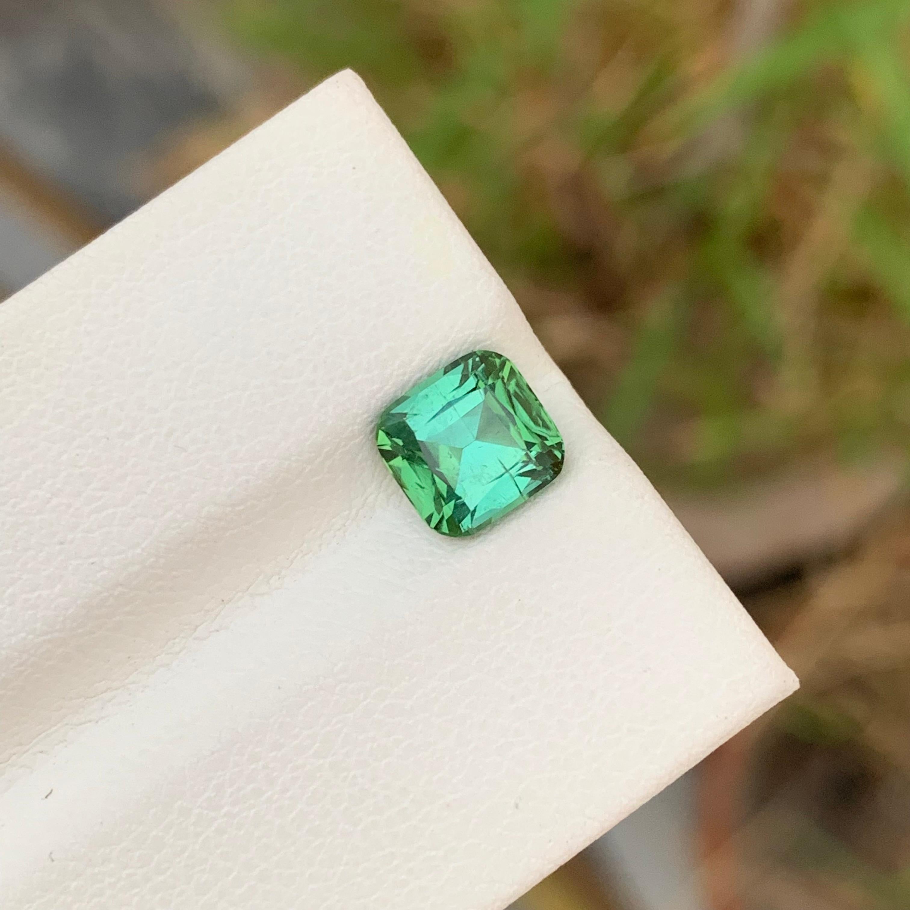 1.80 carati di tormalina blu-verde naturale sfusa a forma di cuscino in vendita 5