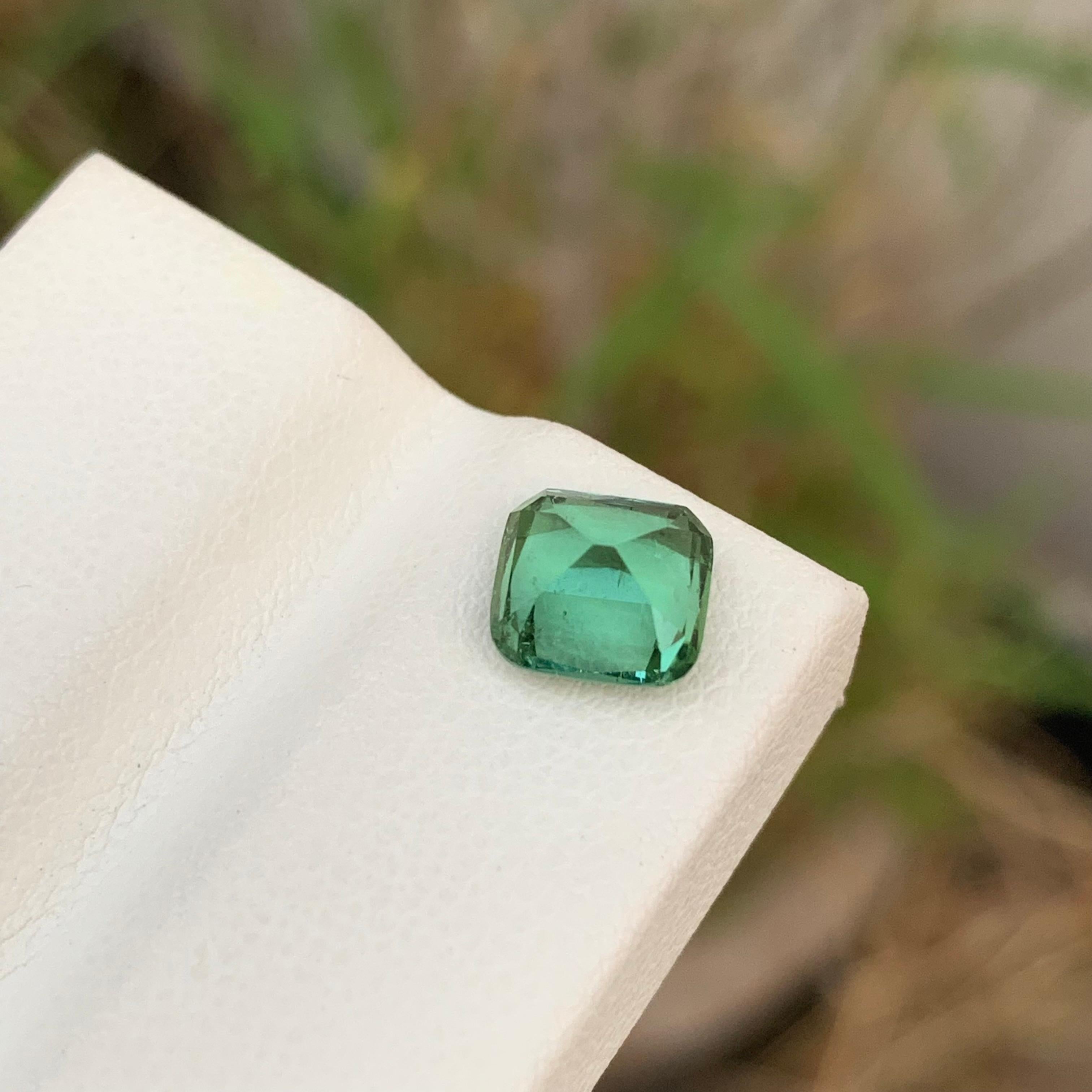 da uomo o donna 1.80 carati di tormalina blu-verde naturale sfusa a forma di cuscino in vendita